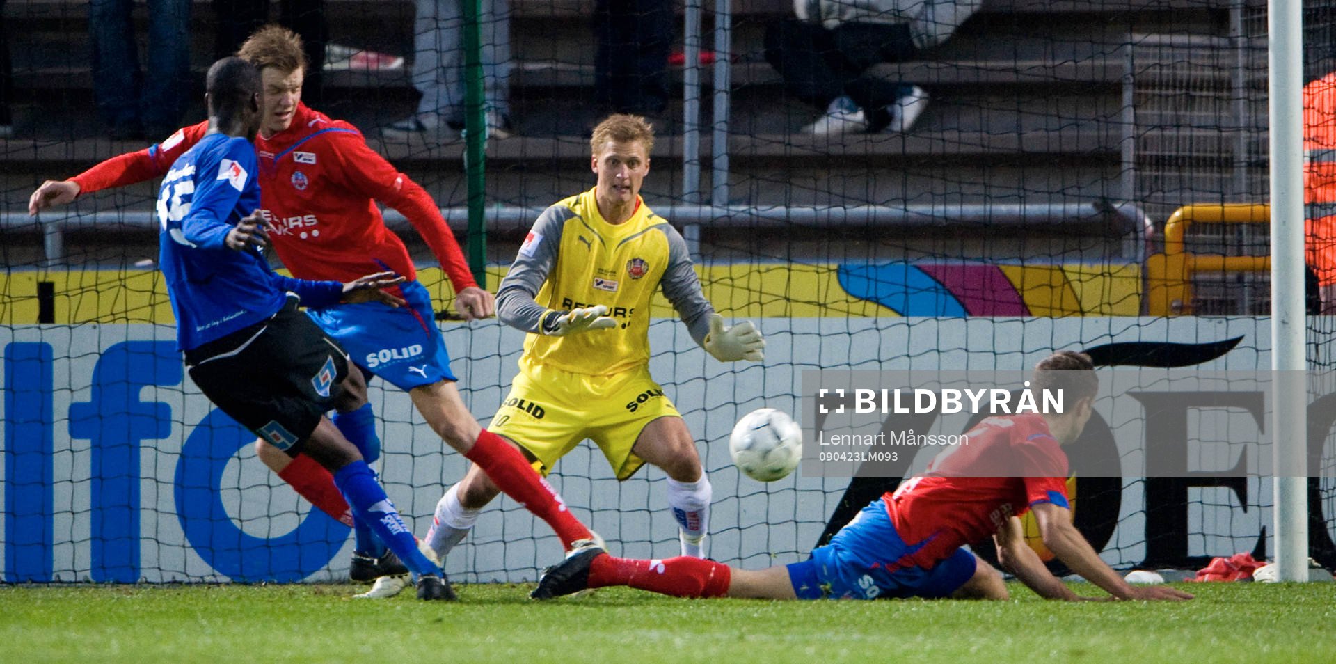 1-3 Joe Sise skjuter, Marcus Nilsson och Hannu Patronen kan
