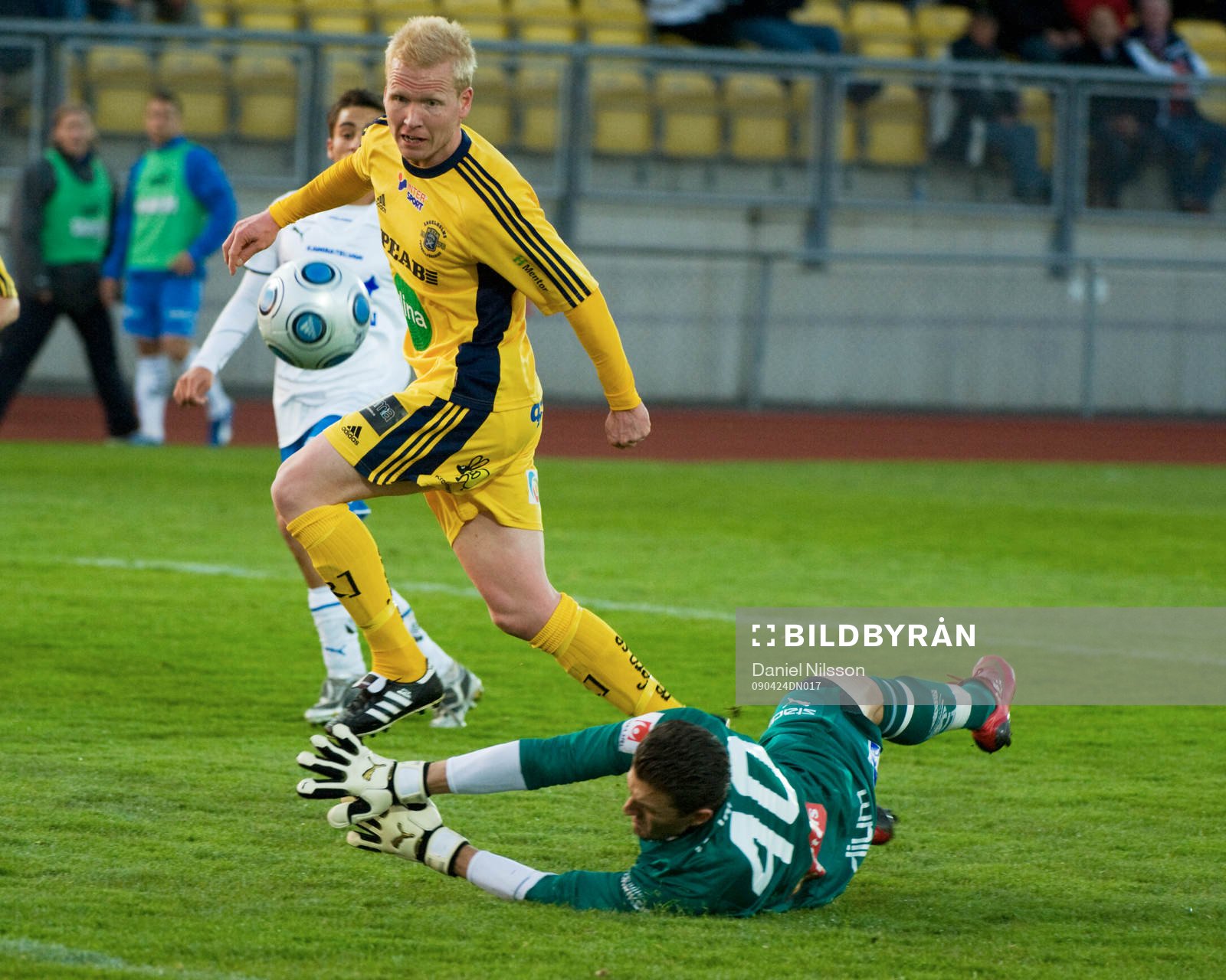 Mattias Adlestam, Ängelholm och Ivo Vazgec, målvakt