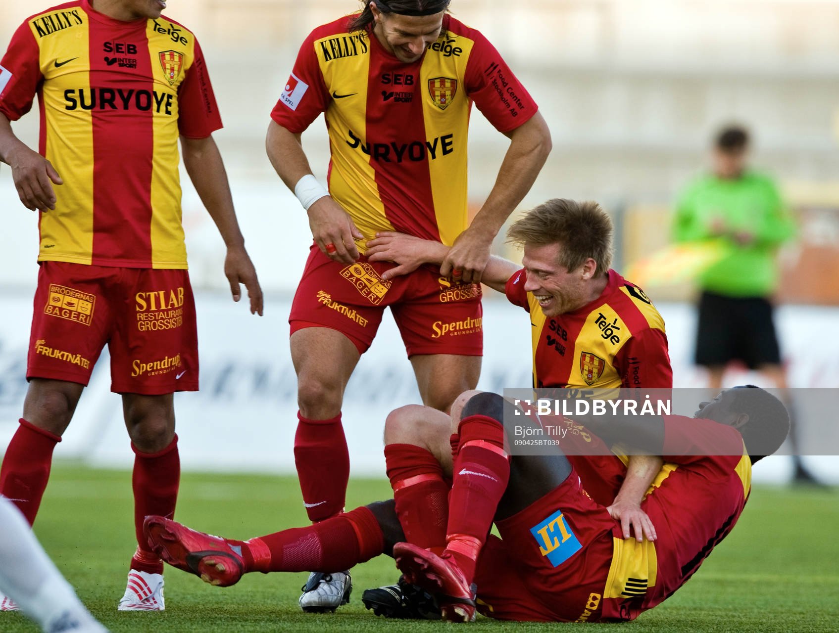  Joakim Hagernäs, Syrianska efter ett av sina tre mål. Jubel, glädje.