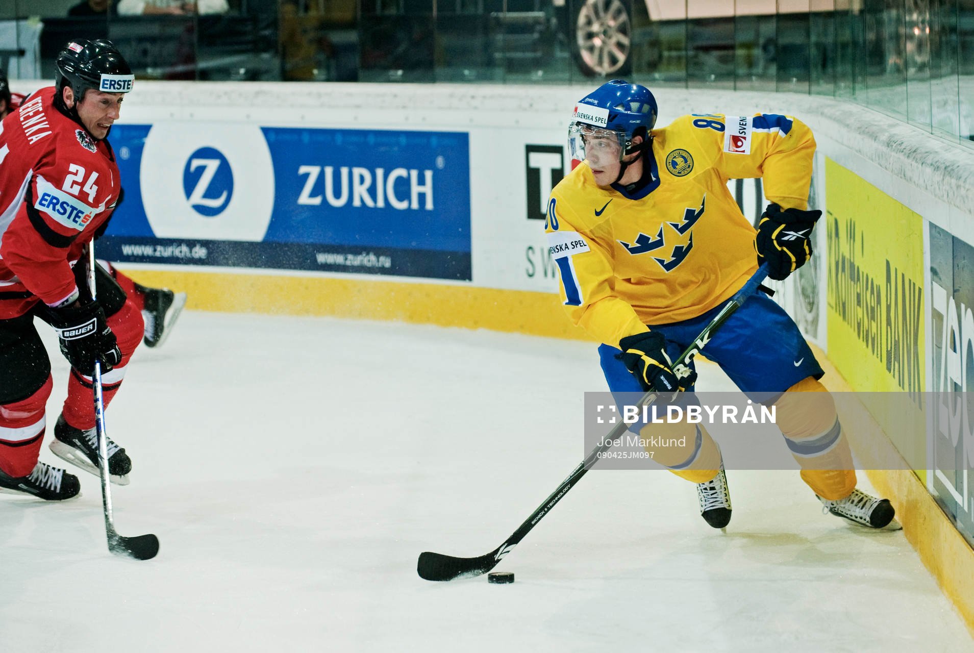 Mattias Weinhandl, Sverige