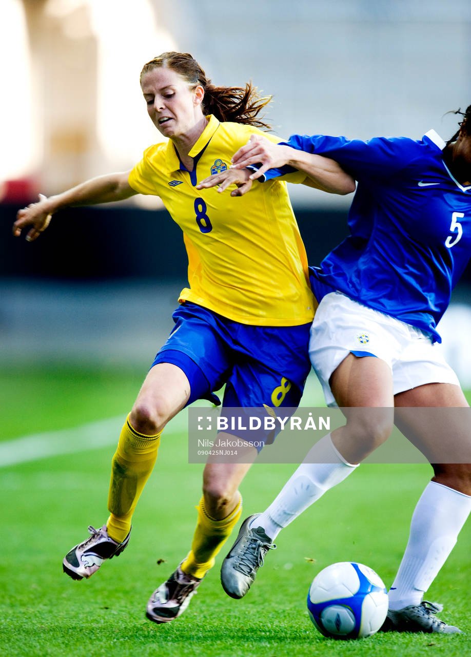 Lotta Schelin, Sverige