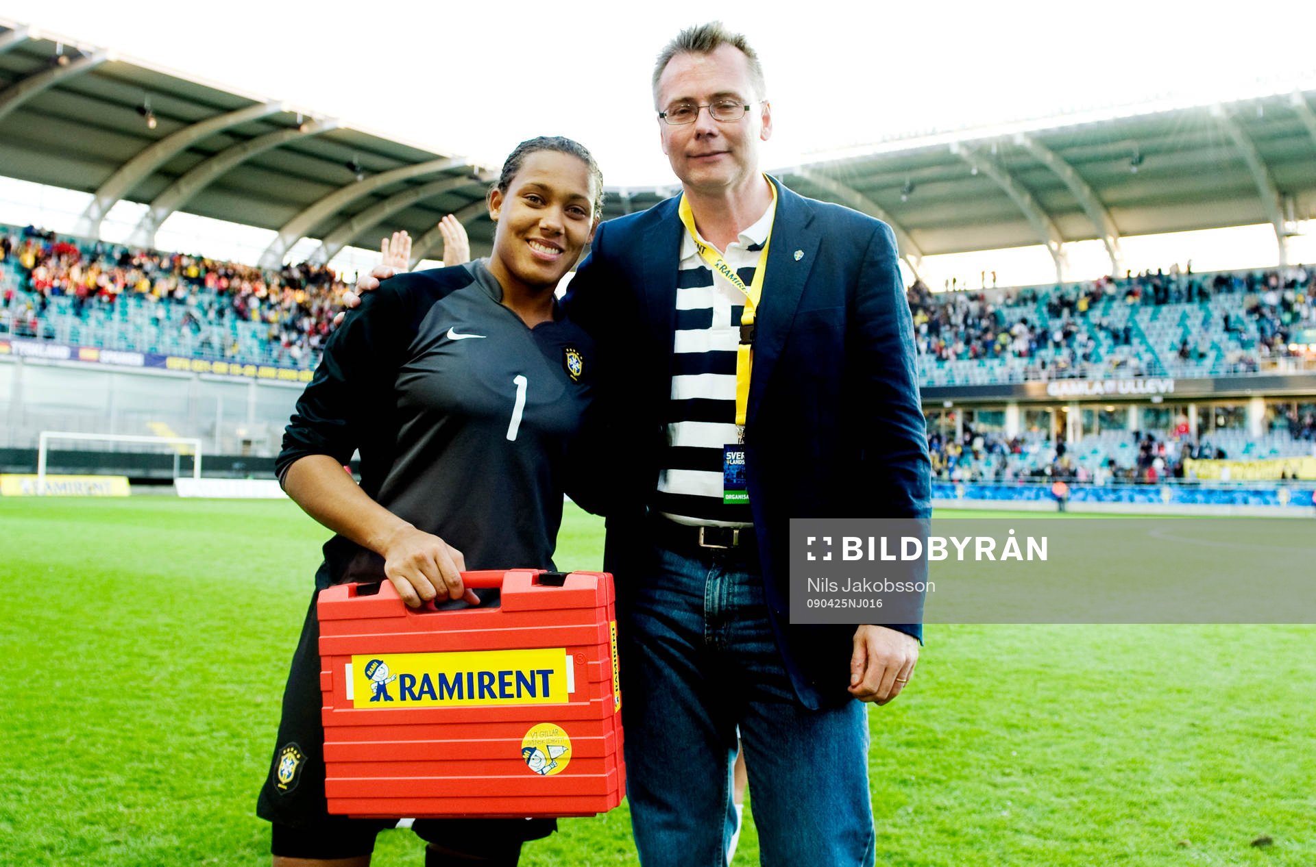 Ramirent delade ut matchens lirare, Barbara, målvakt,
