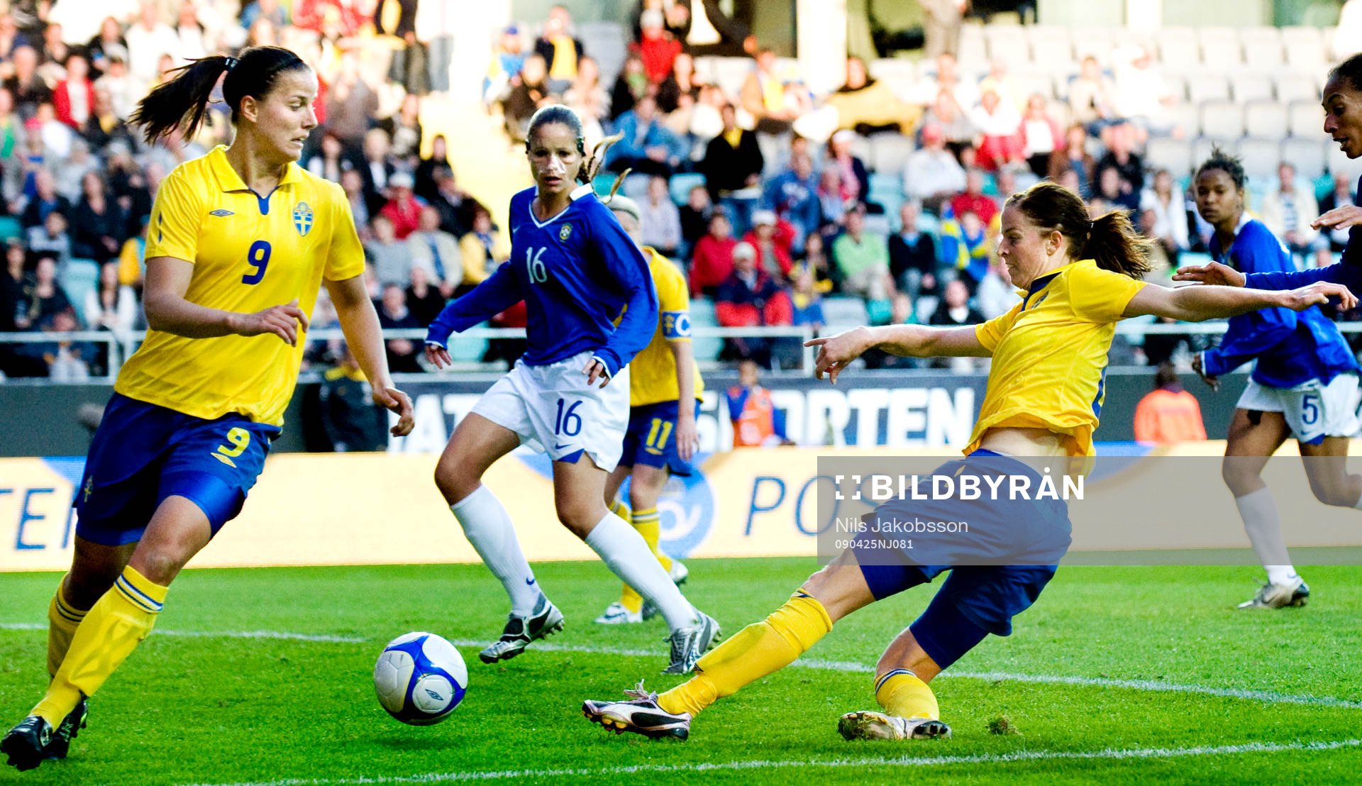 Lotta Schelin gör 3-1