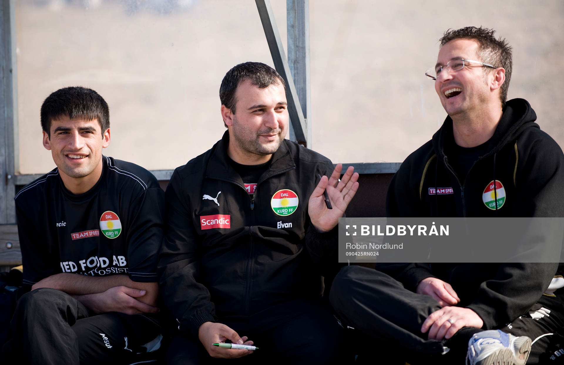 Umran Ayik, Materialare, Elvan Cicen, Sportchef och