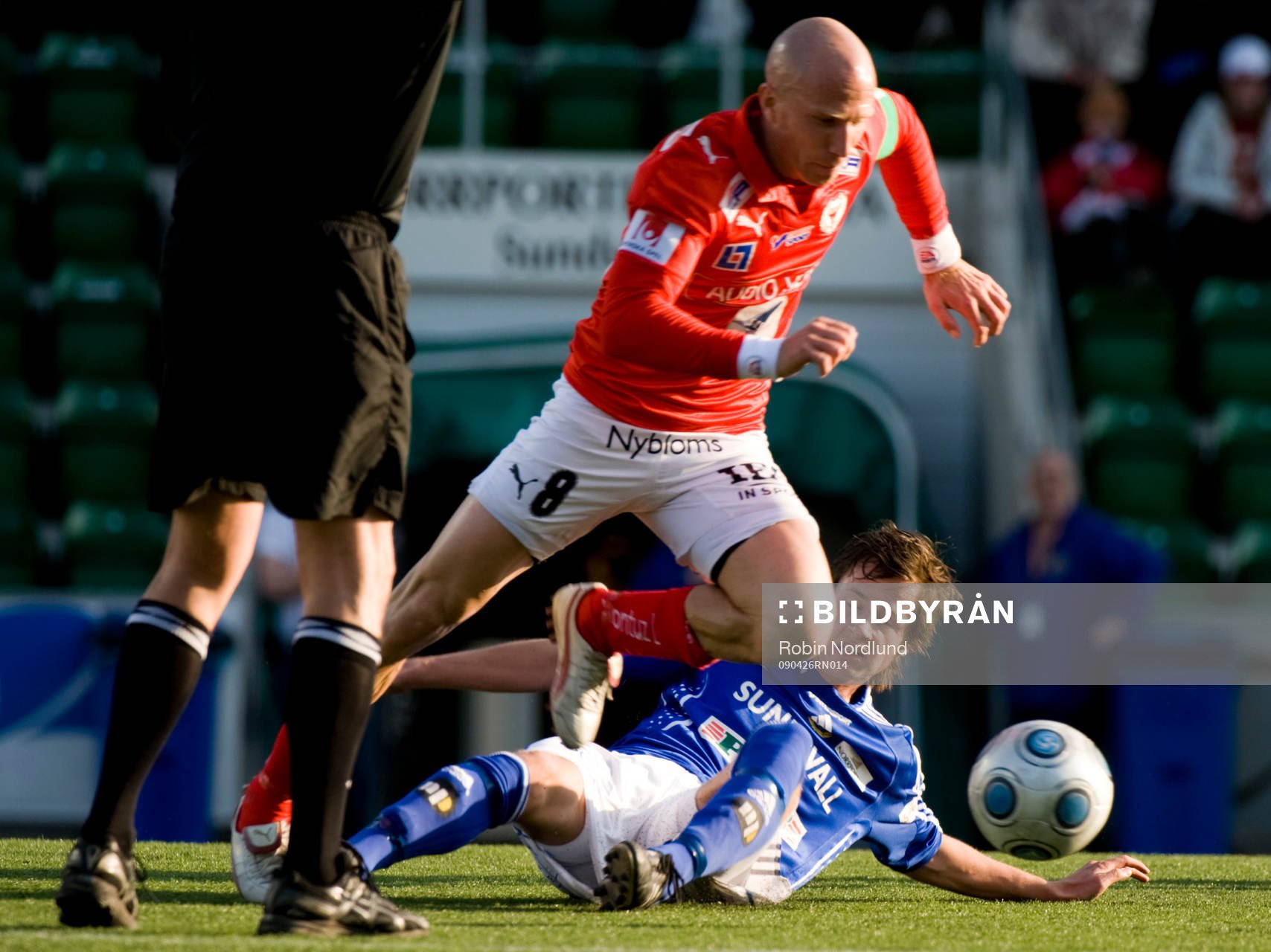 Robert Lundström, Sundsvall stoppar Henrik Rydström,