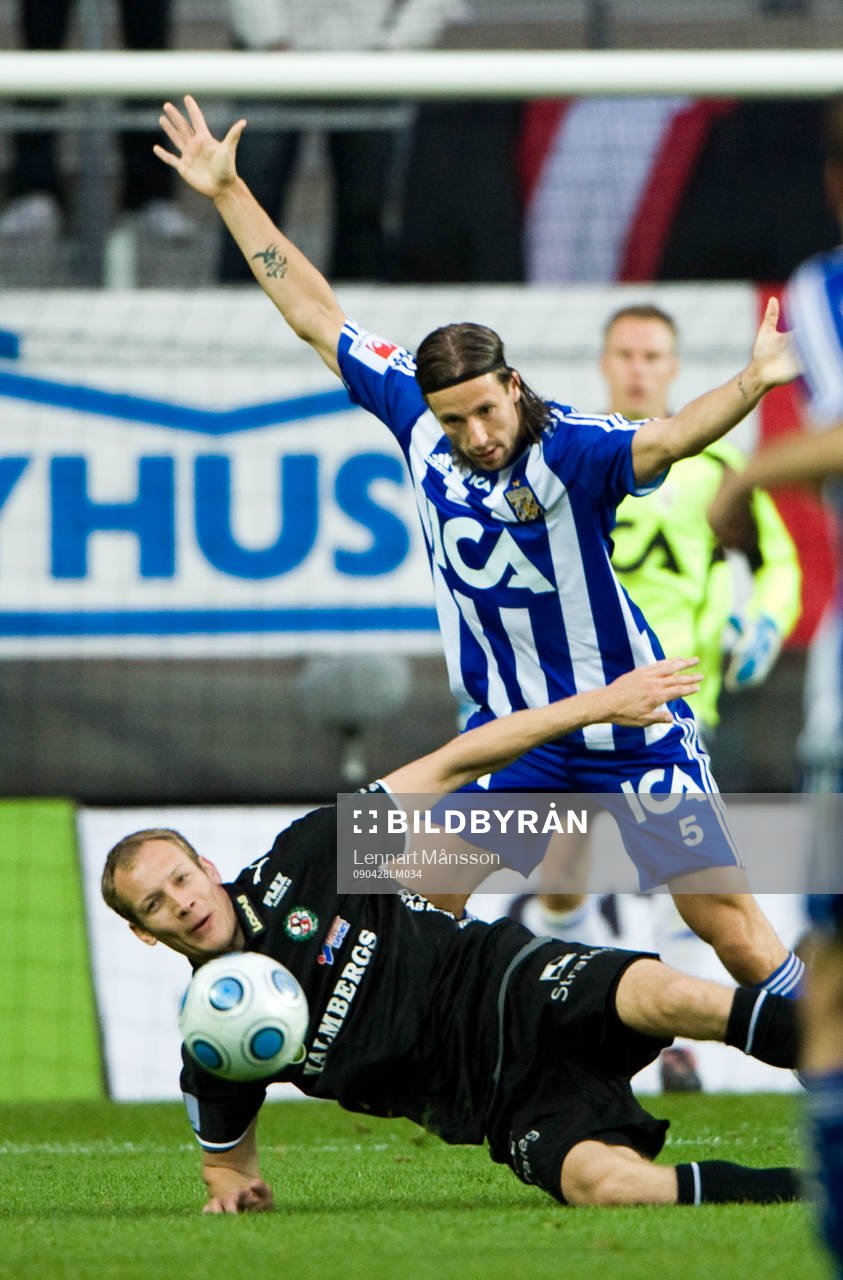 Mattias Bjärsmyr brottar ner Kim Olsen