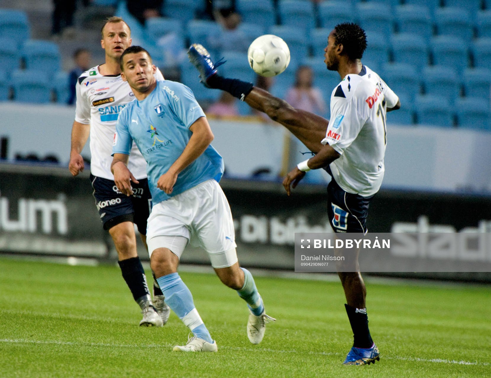 Guillermo Molins, Malmö och Yannick Bapupa, Gefle