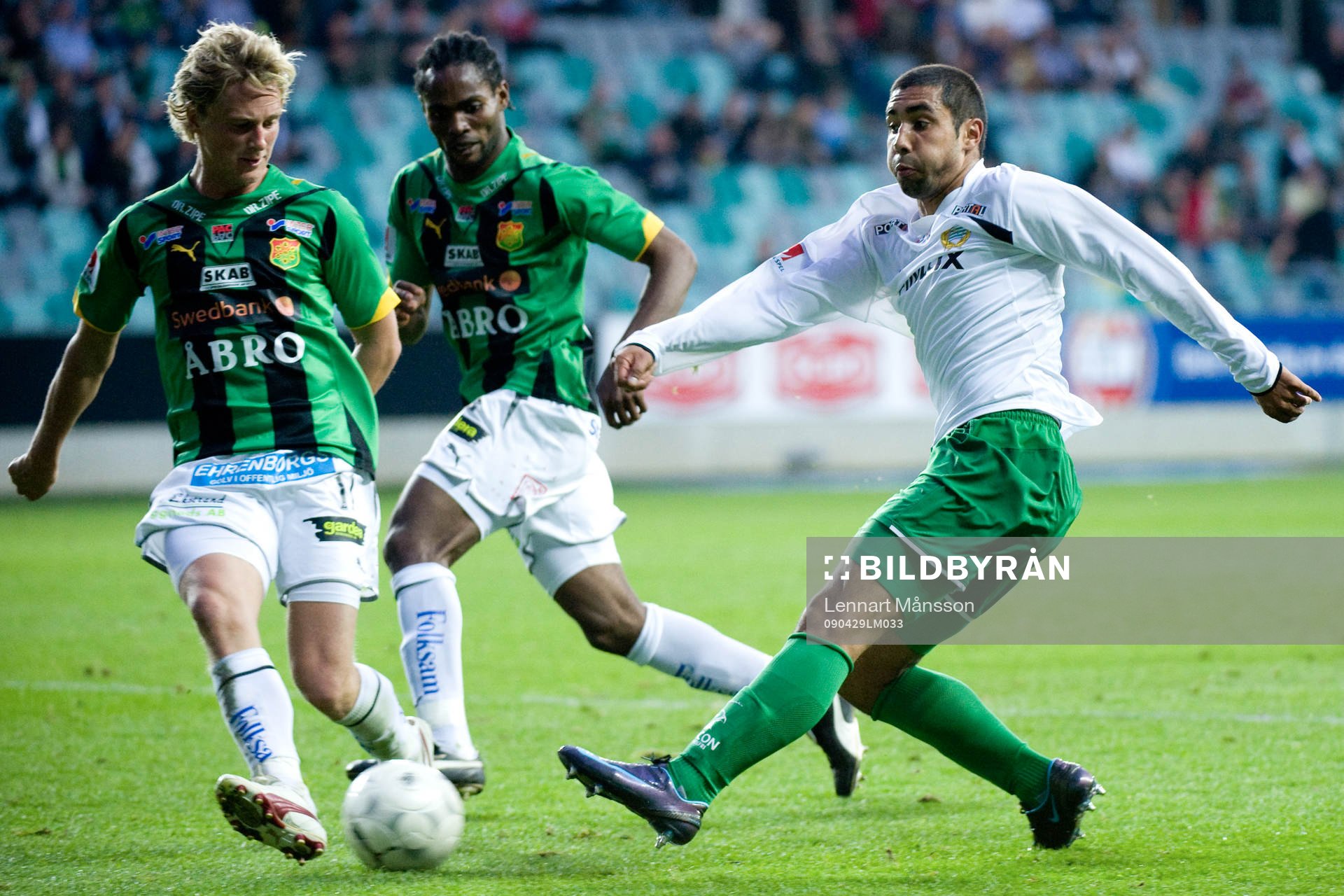 Målskytten Sebastian Castro-Tello laddar