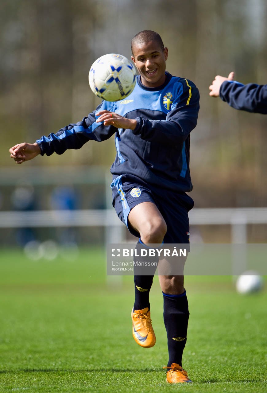 Simon Leonidsson