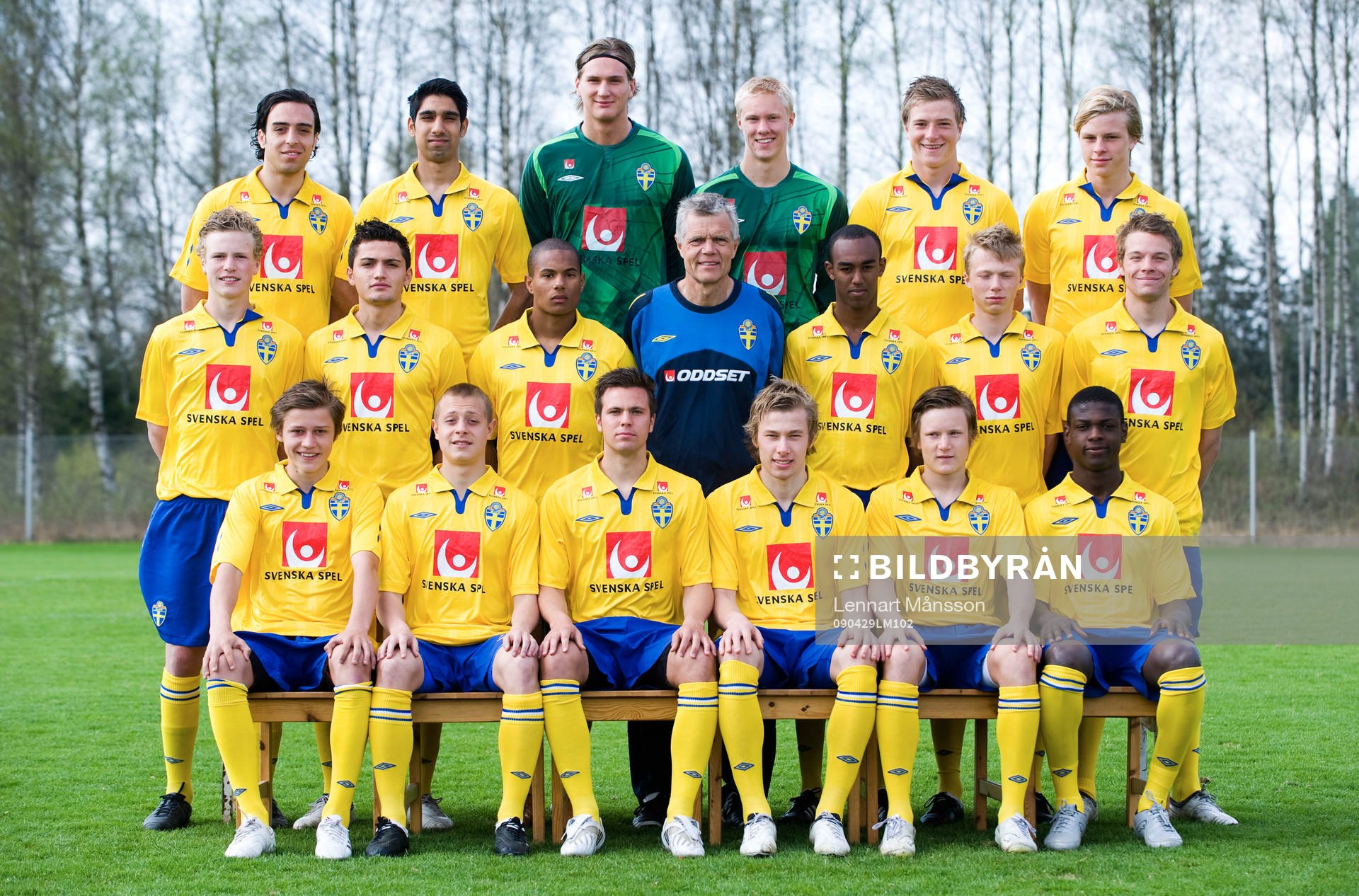 Lagbild. Bakre raden fr.v.: Abdul Khalili, Sandeep Mankoo,