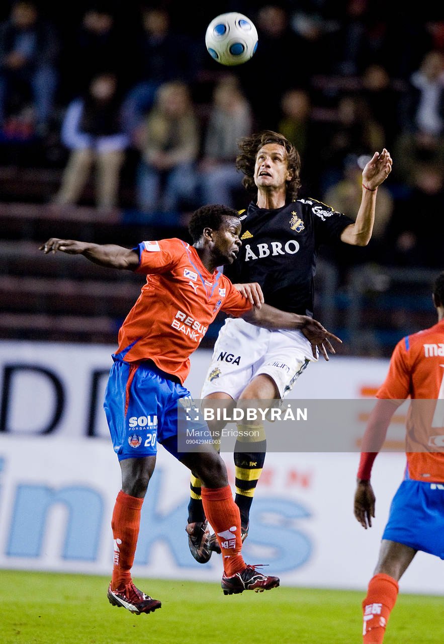 Iván Obolo, AIK och Isaac Chansa, Helsingborg