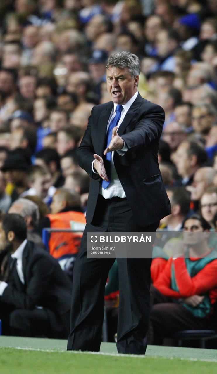  Guus Hiddink, tränare, Chelsea.
