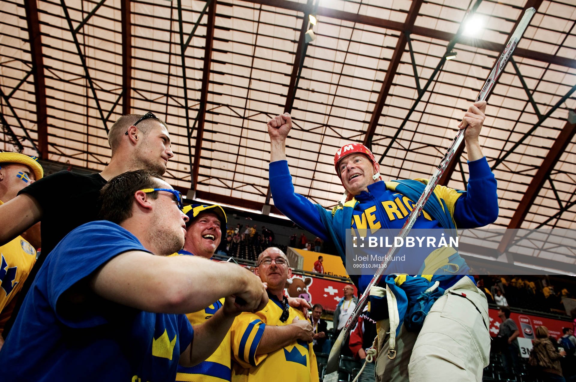 Glada svenska fans, supporter