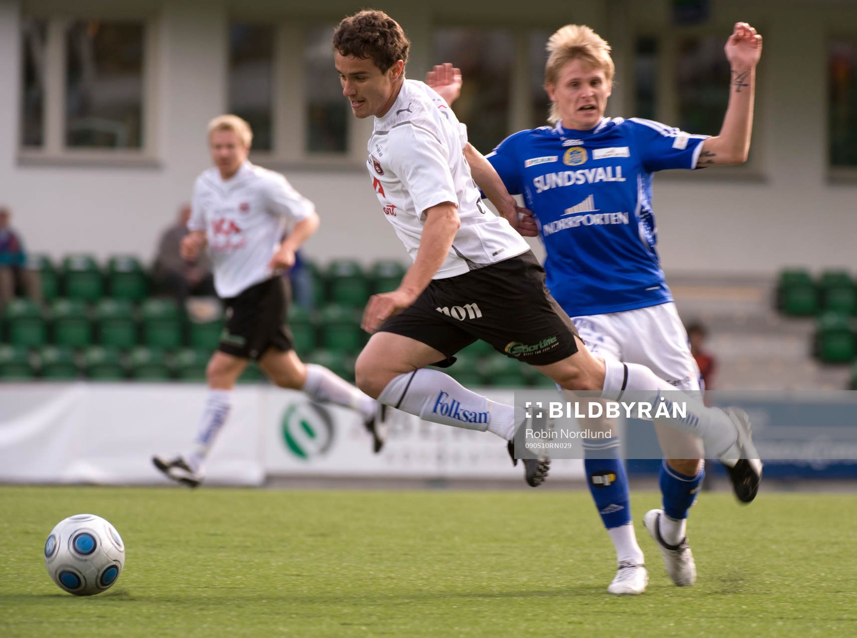 Julio Mosele, Qviding och Ari Skulason, Sundsvall