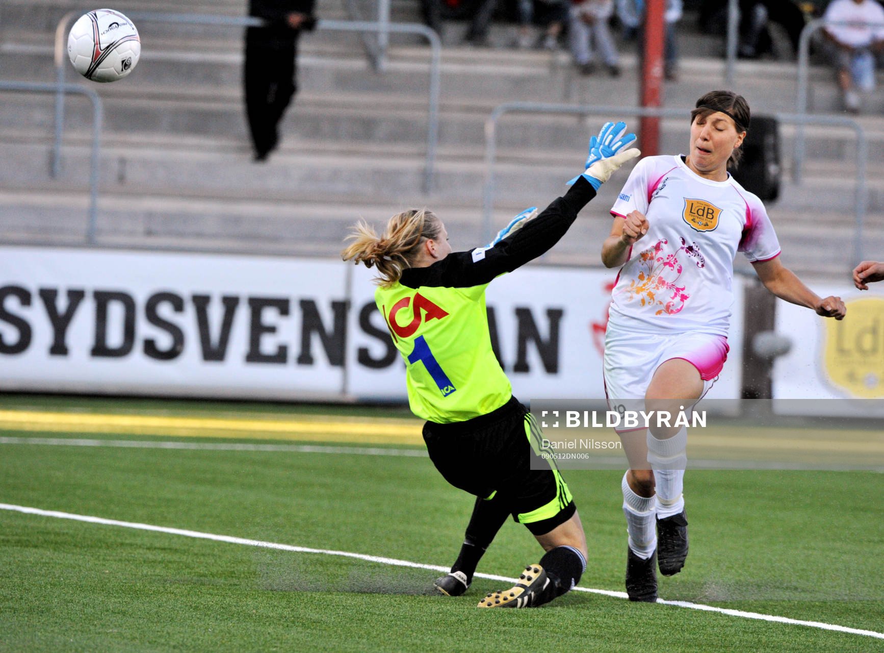 Linda Forsberg, Ldb och Veronika Svensson, målvakt