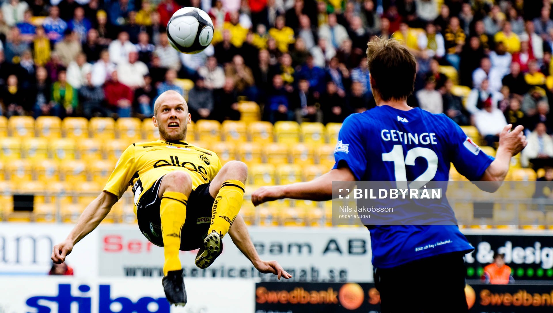 Martin Andersson, Elfsborg, provar en cykelspark, Tomas