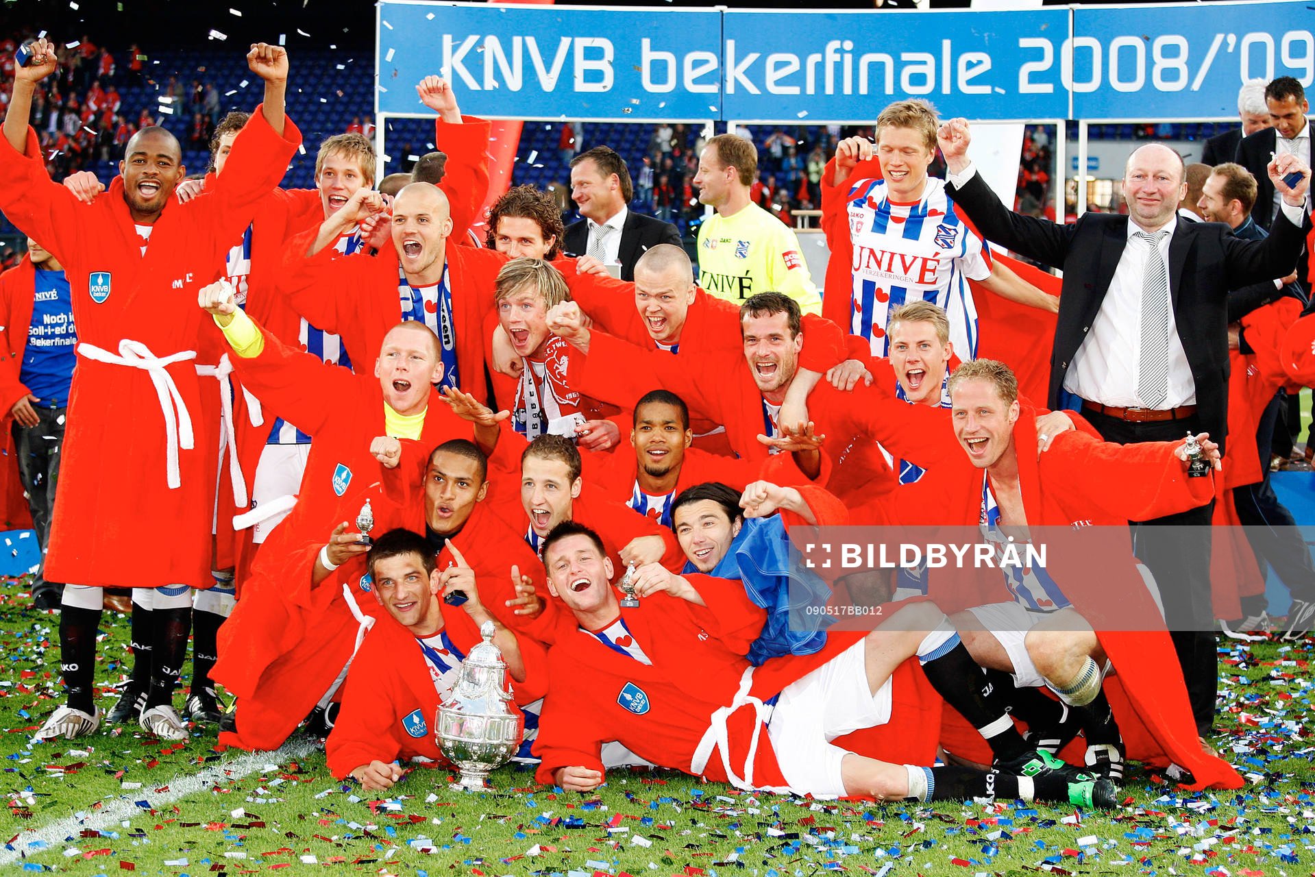 Heerenveen, holländska cupmästare. Jubel, glädje, lagbild