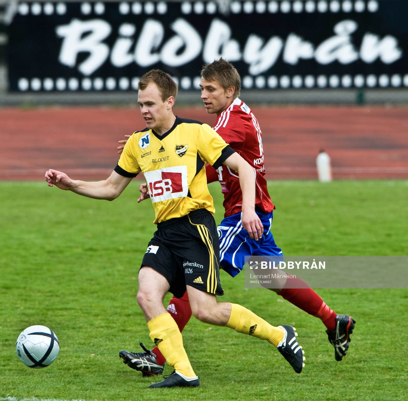 Fredrik Hägglund, Hässleholm håller undan, i bakgrunden