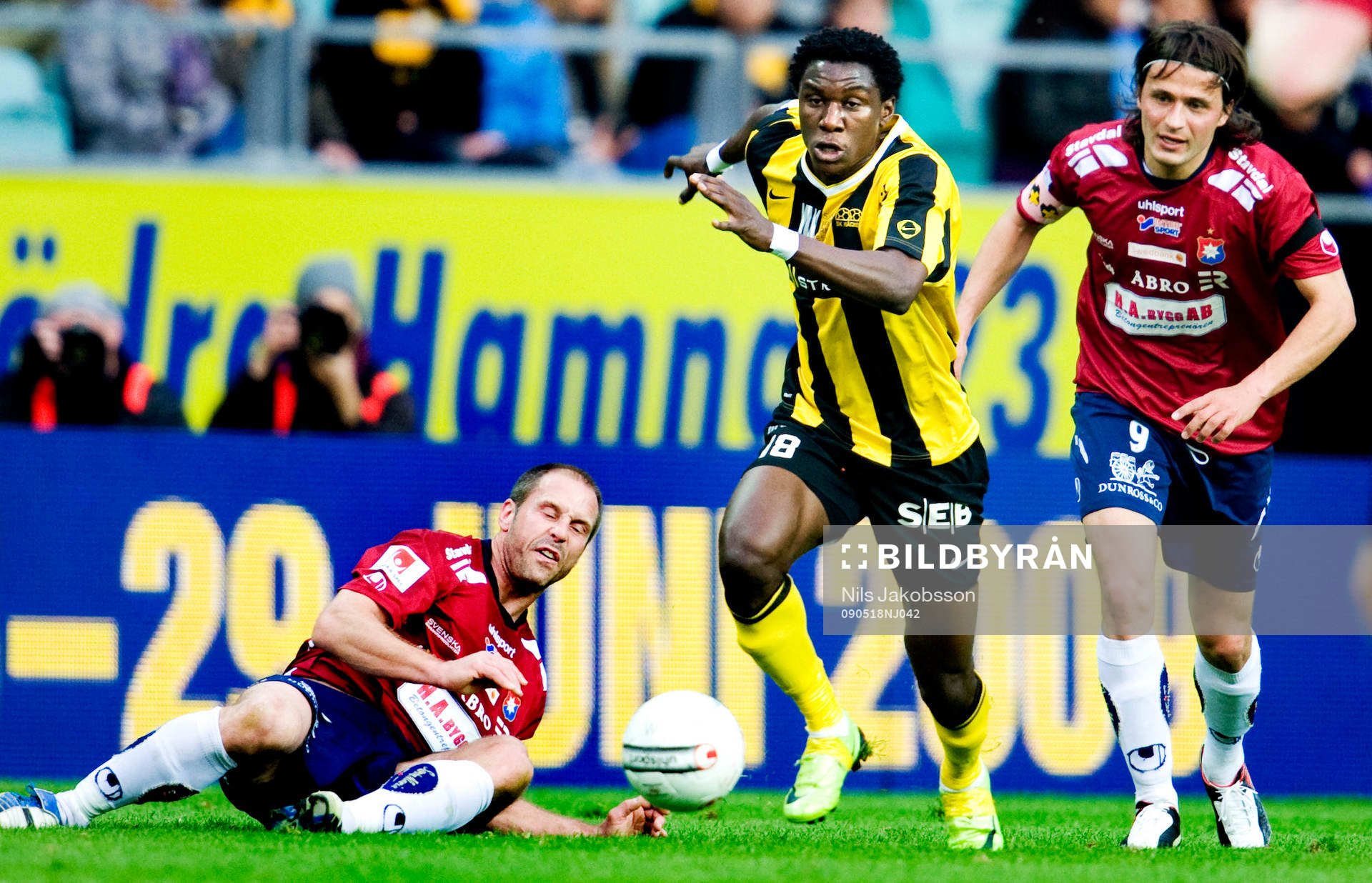 Dominic Chatto, Häcken