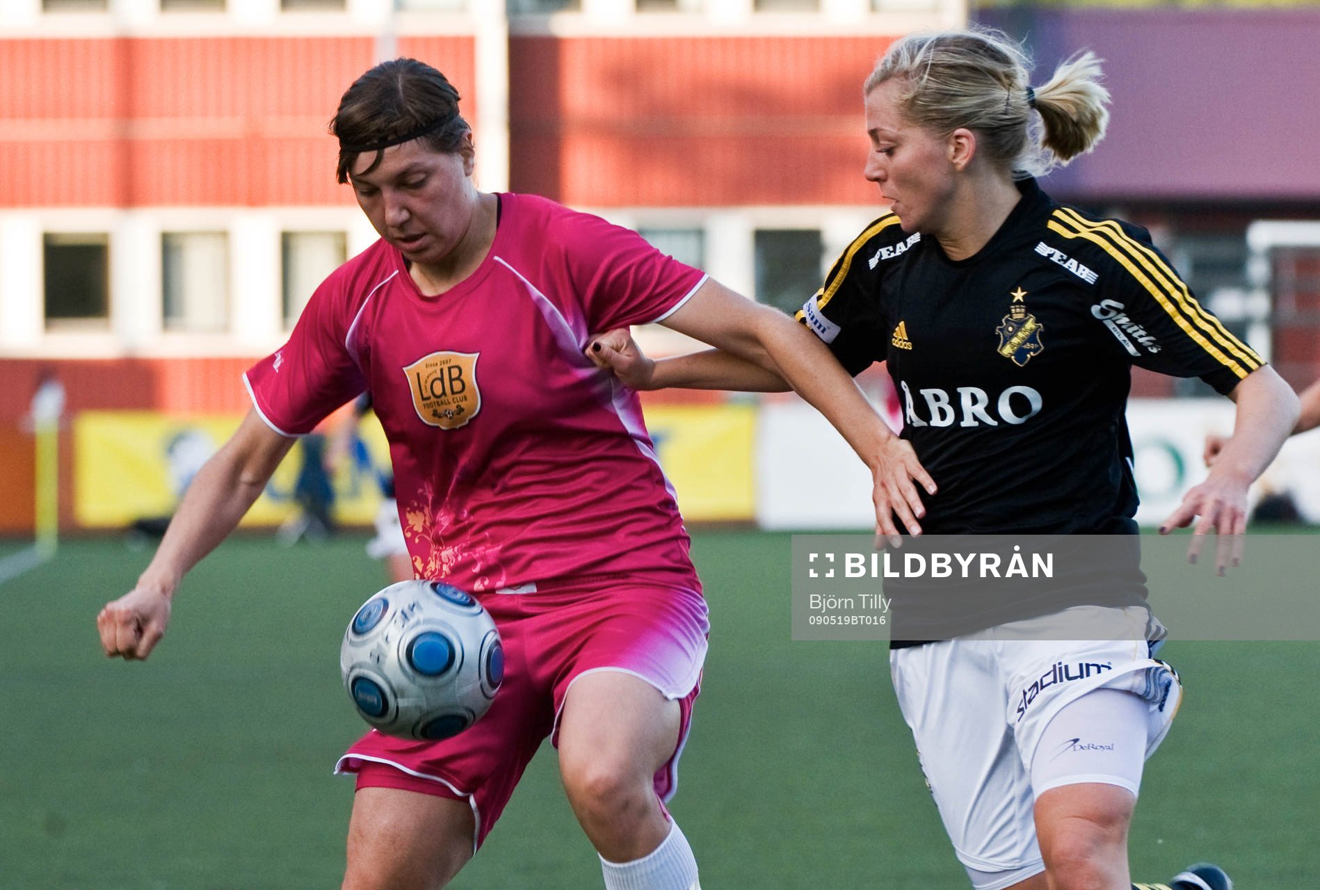 Linda Forsberg, LdB Malmö och Linda Sembrant, AIK