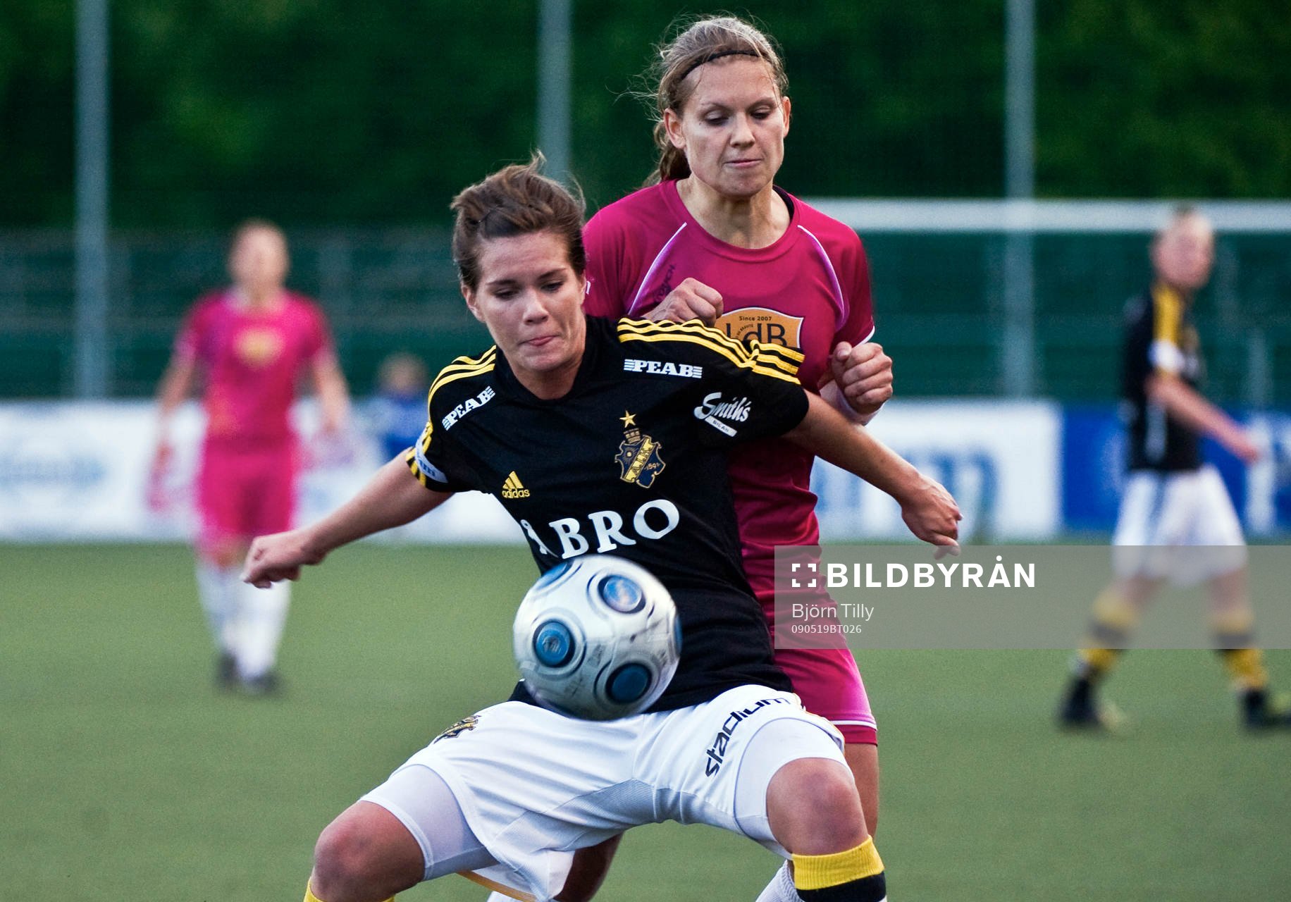 Hanna Folkesson, AIK och Pavlina Scasná, LdB Malmö