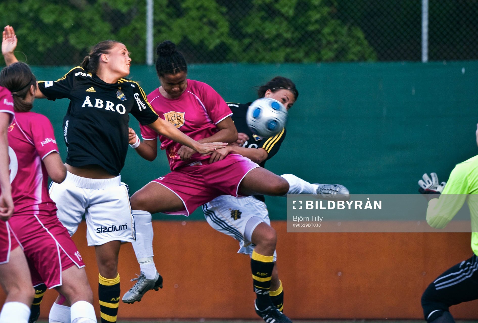 Renata da Costa, LdB Malmö nickar in 0-1