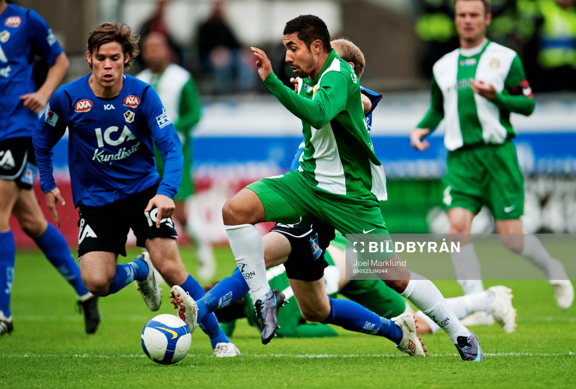 Sebastian Castro Tello, Hammarby, sprintar förbi Andreas