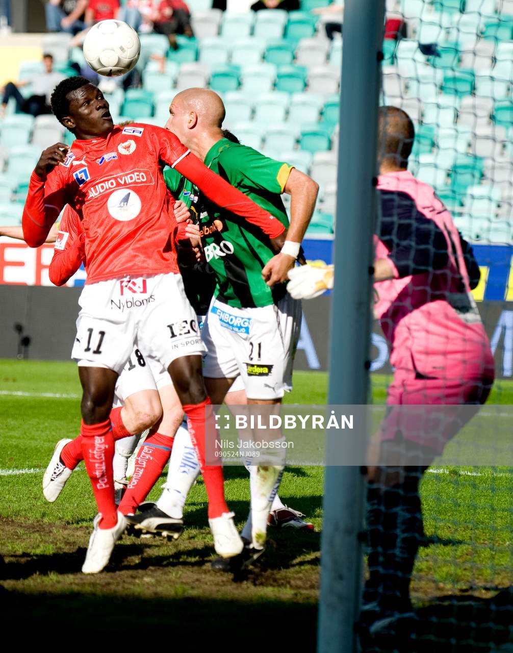 Abiola Dauda, Kalmar har öppet läge men nickar utanför