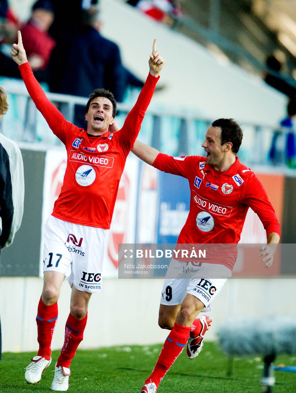 Daniel Mendes, Stefan Larsson,  jubel