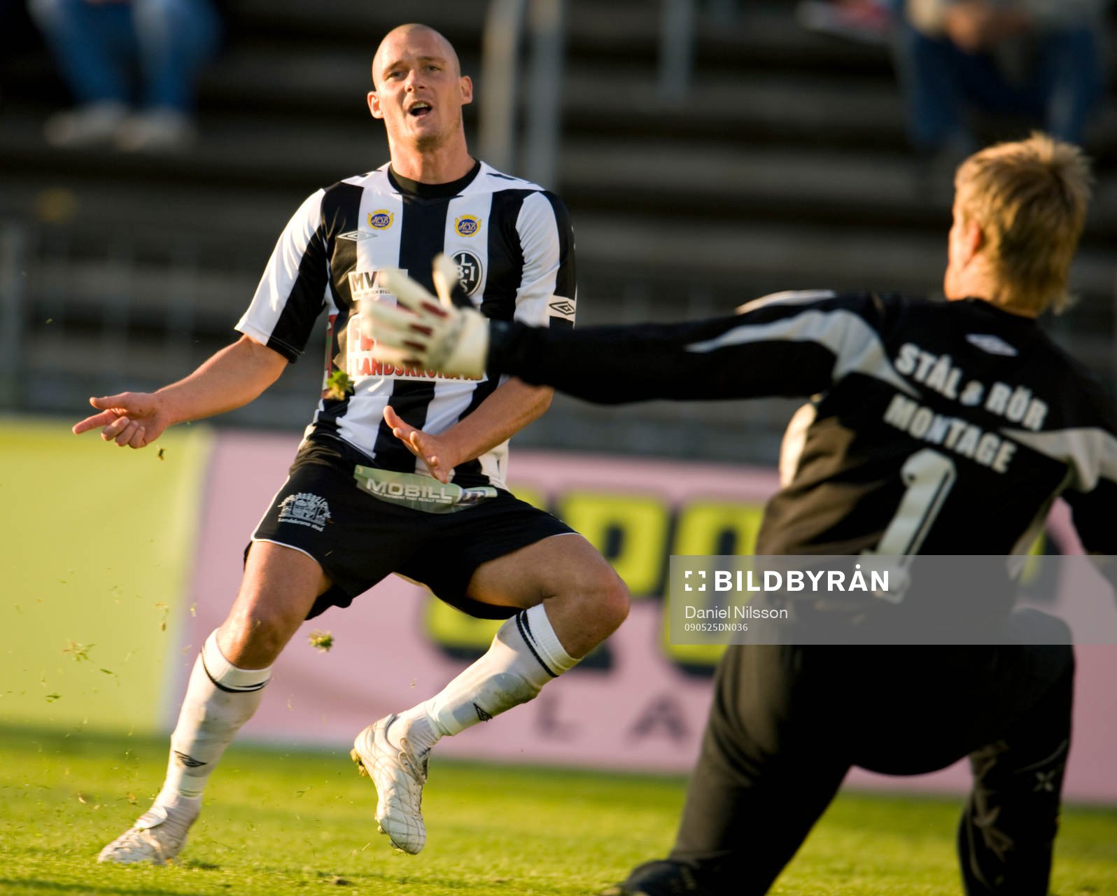 Pär Cederqvist, Landskrona har en chans mot Mattias Asper,