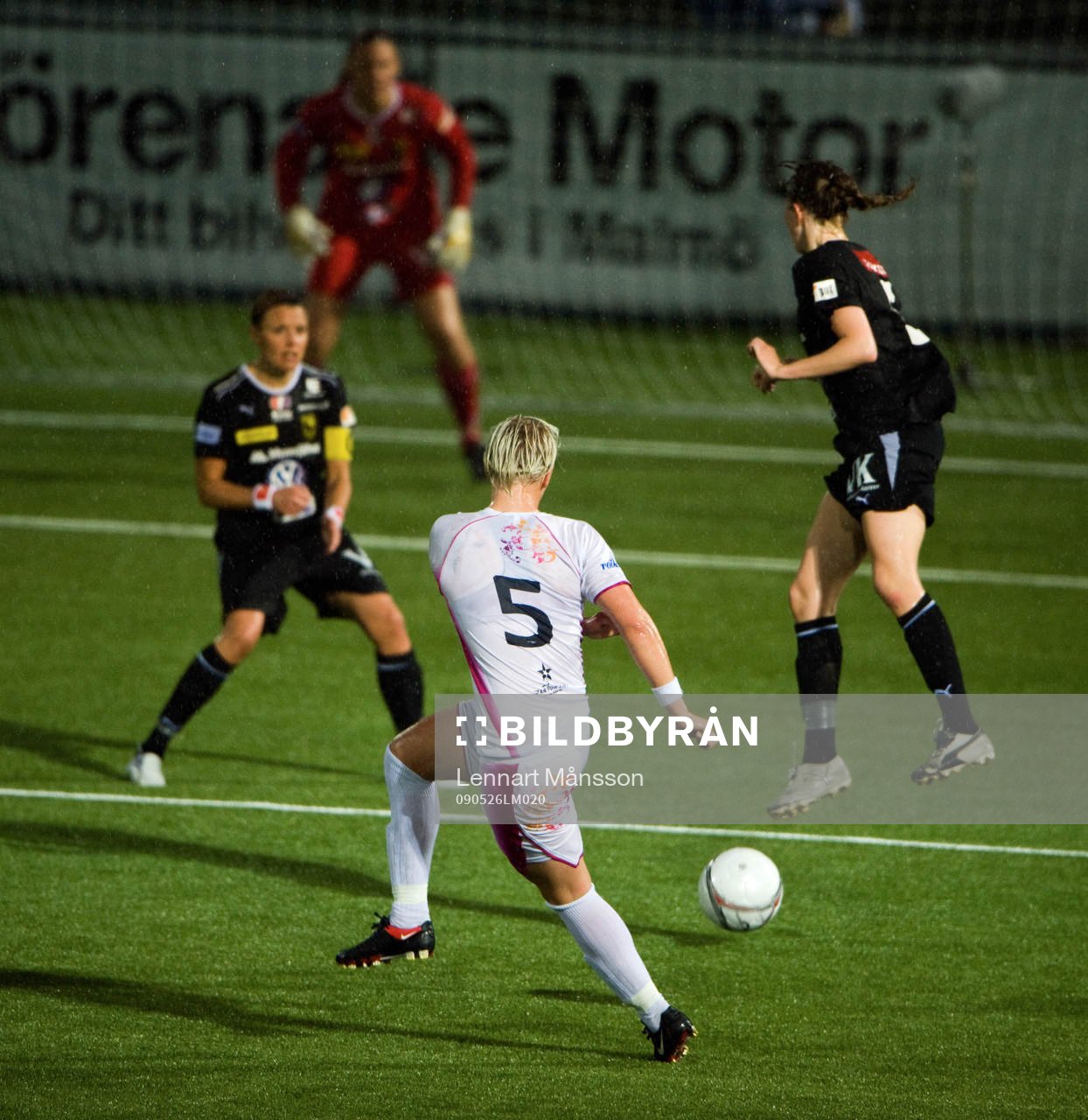 Nilla Fischer, Ldb, skjuter, skott på mål