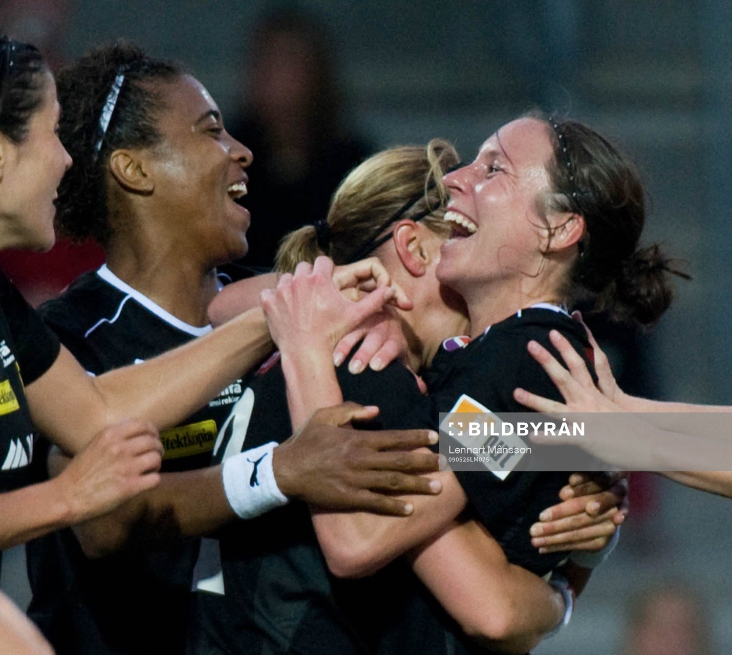 1-2, Karolina Westberg och Hanna Ljungberg, Umeå, jubel