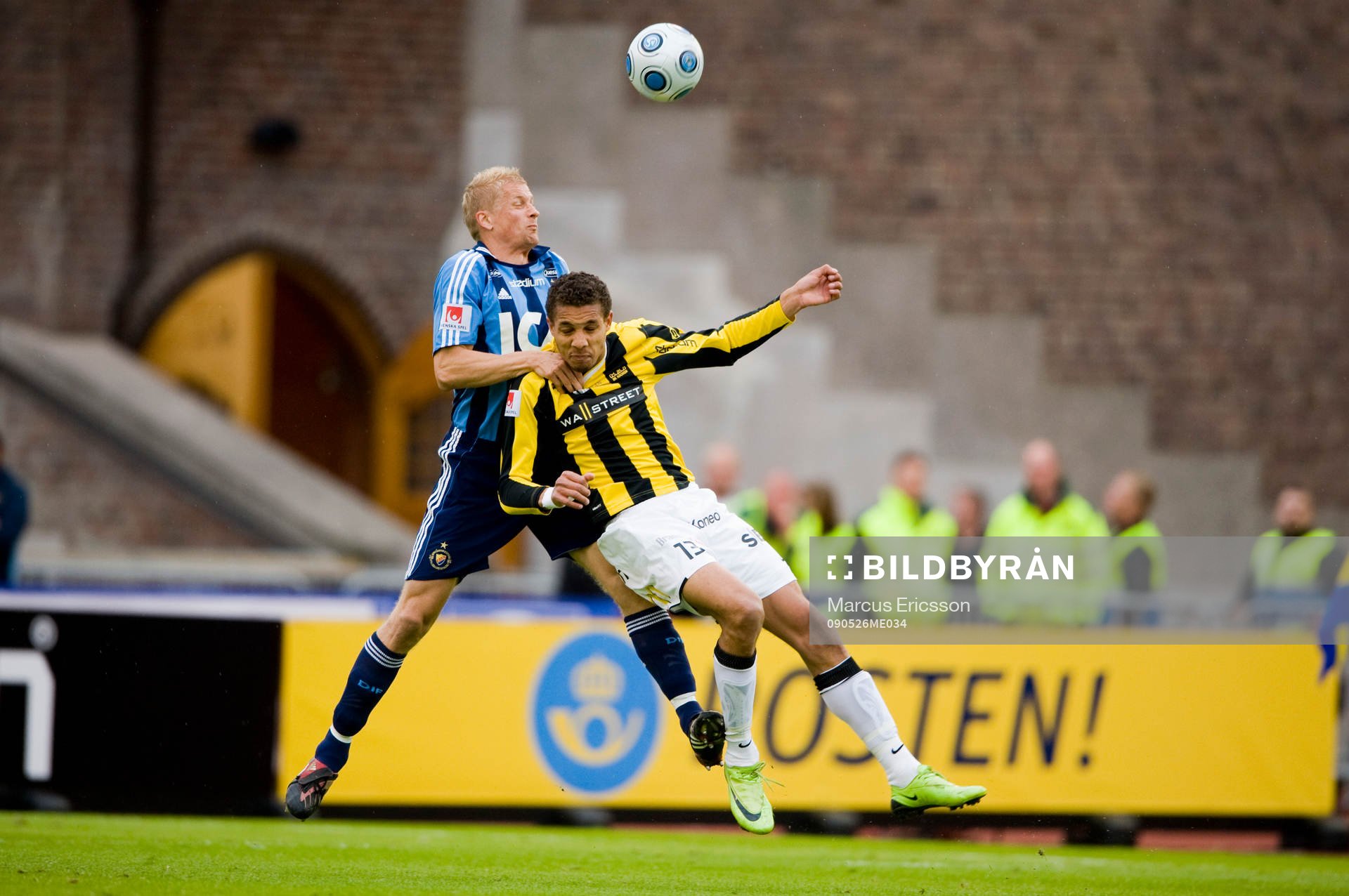 Toni Kuivasto, Djurgården och Mathias Renégie, Häcken