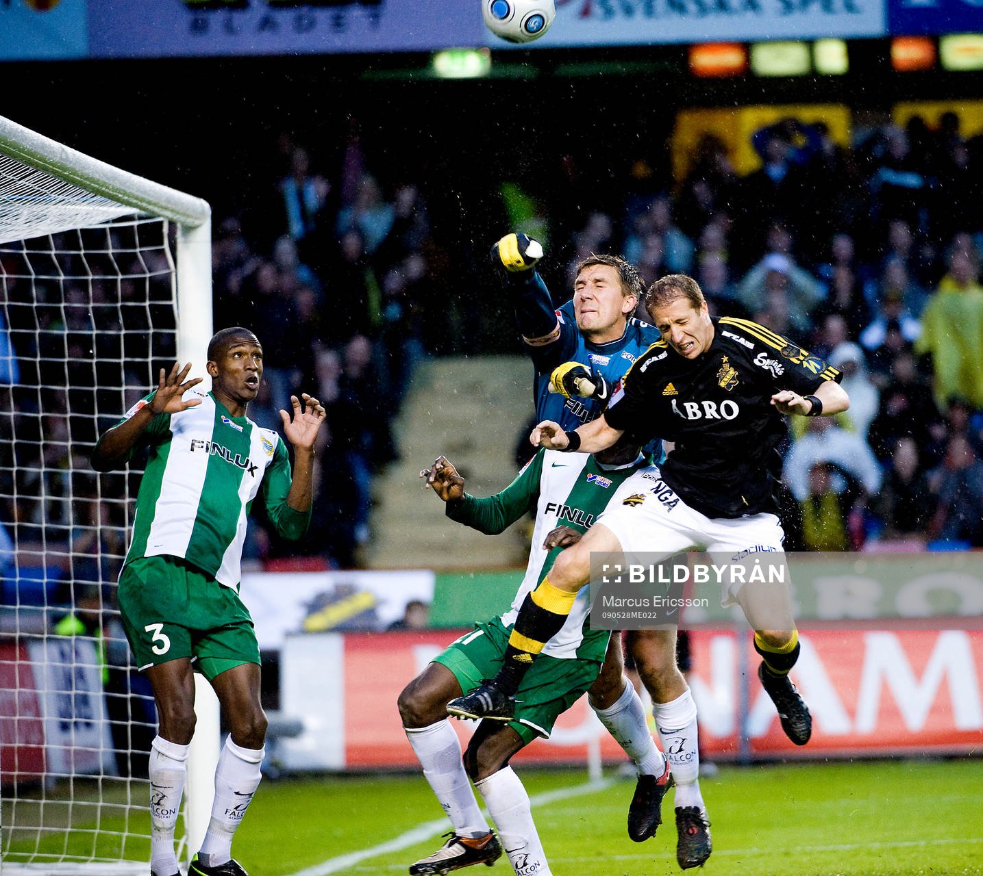 José Monteirov, Hammarby tittar på Kristoffer Björklund,