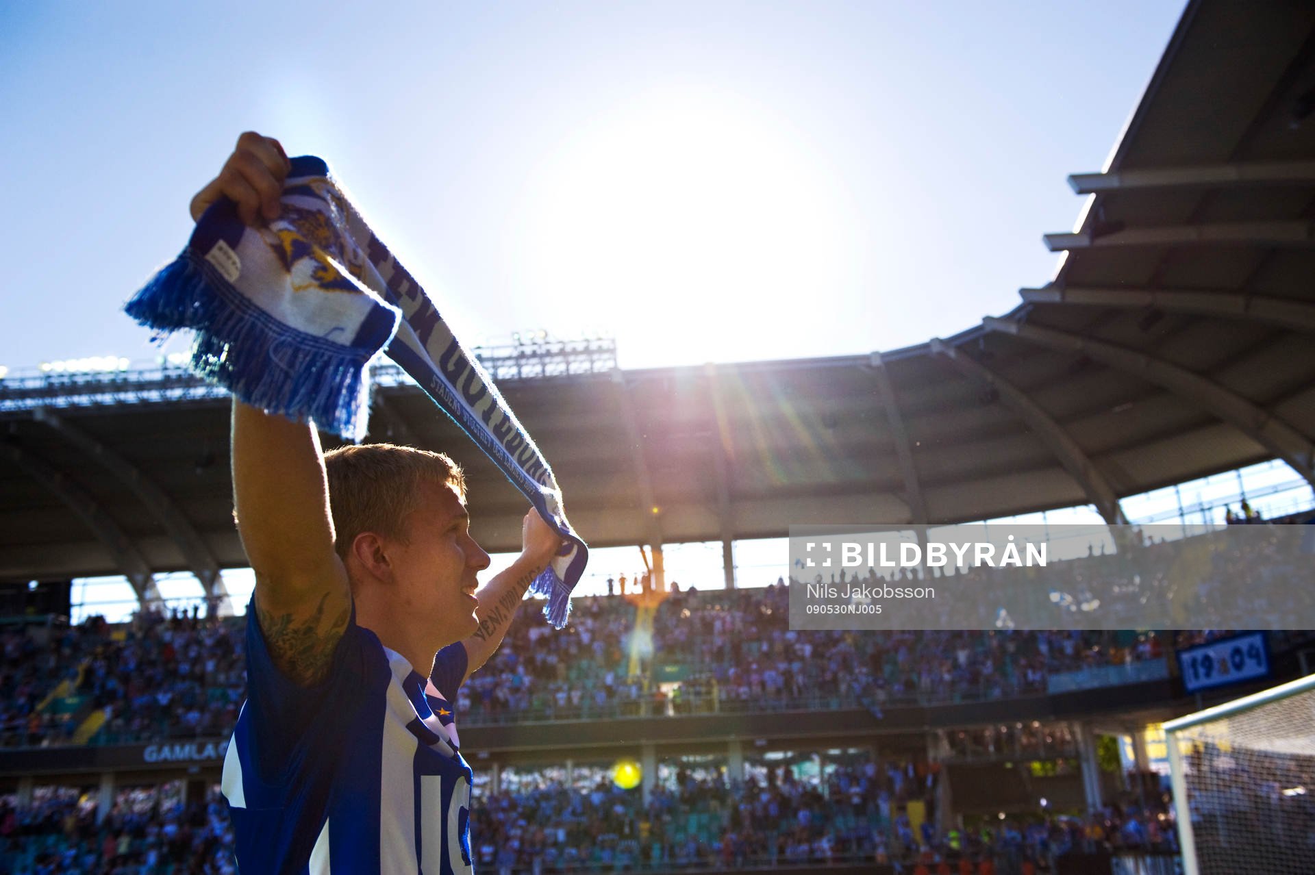 Pontus Wernbloom, jubel med halsduk