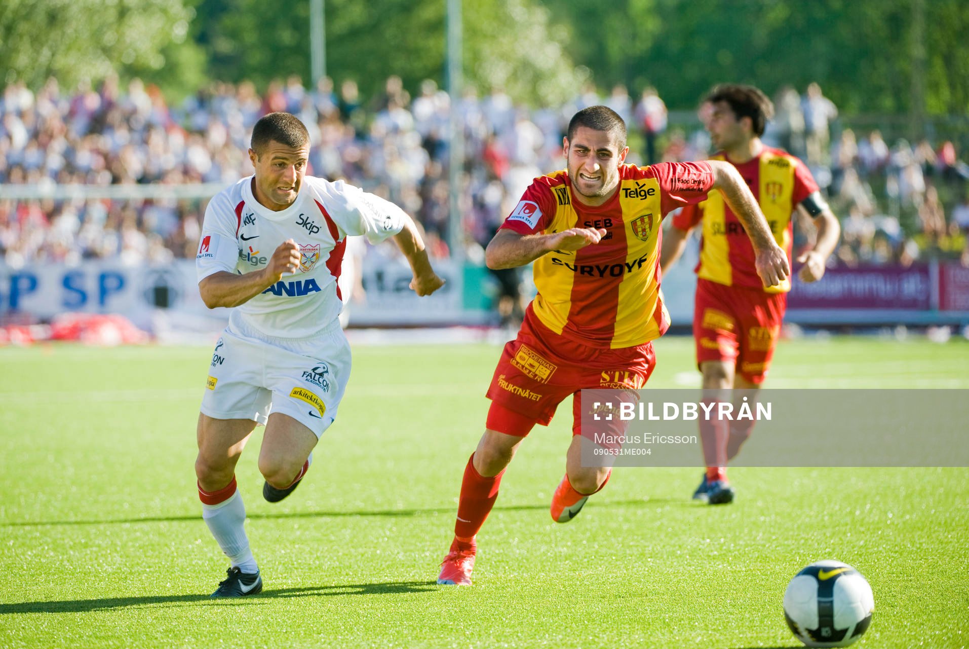 Eddie Moussa, Assyriska och Robert Massi, Syrianska