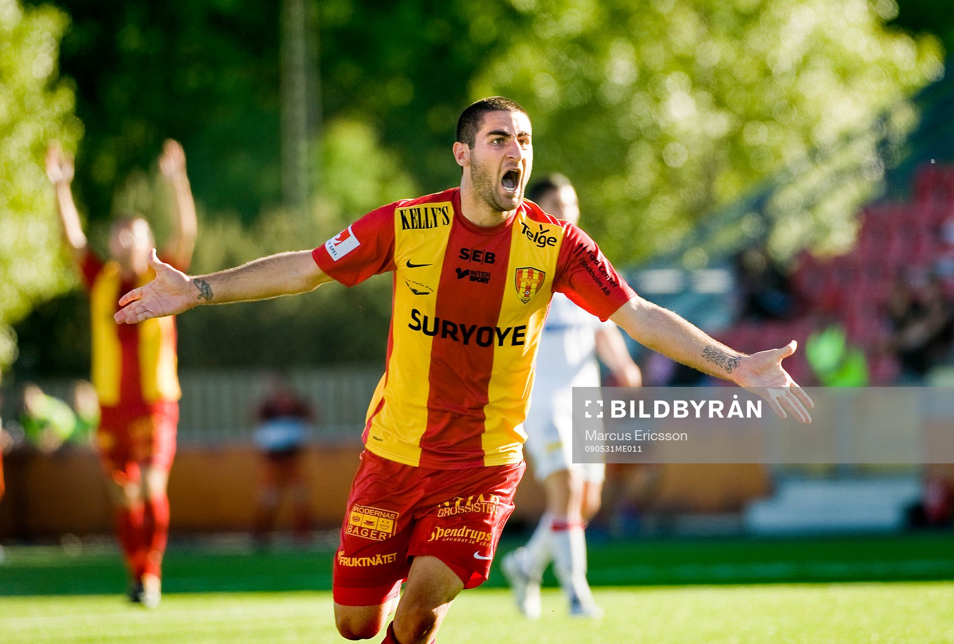 Robert Massi, Syrianska jubel