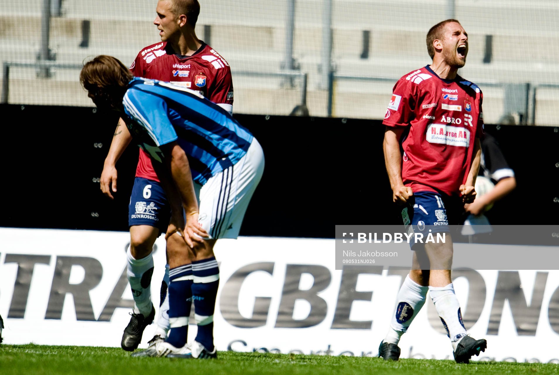 Patrik Elmander, Örgryte skriker ut sin oduglighet