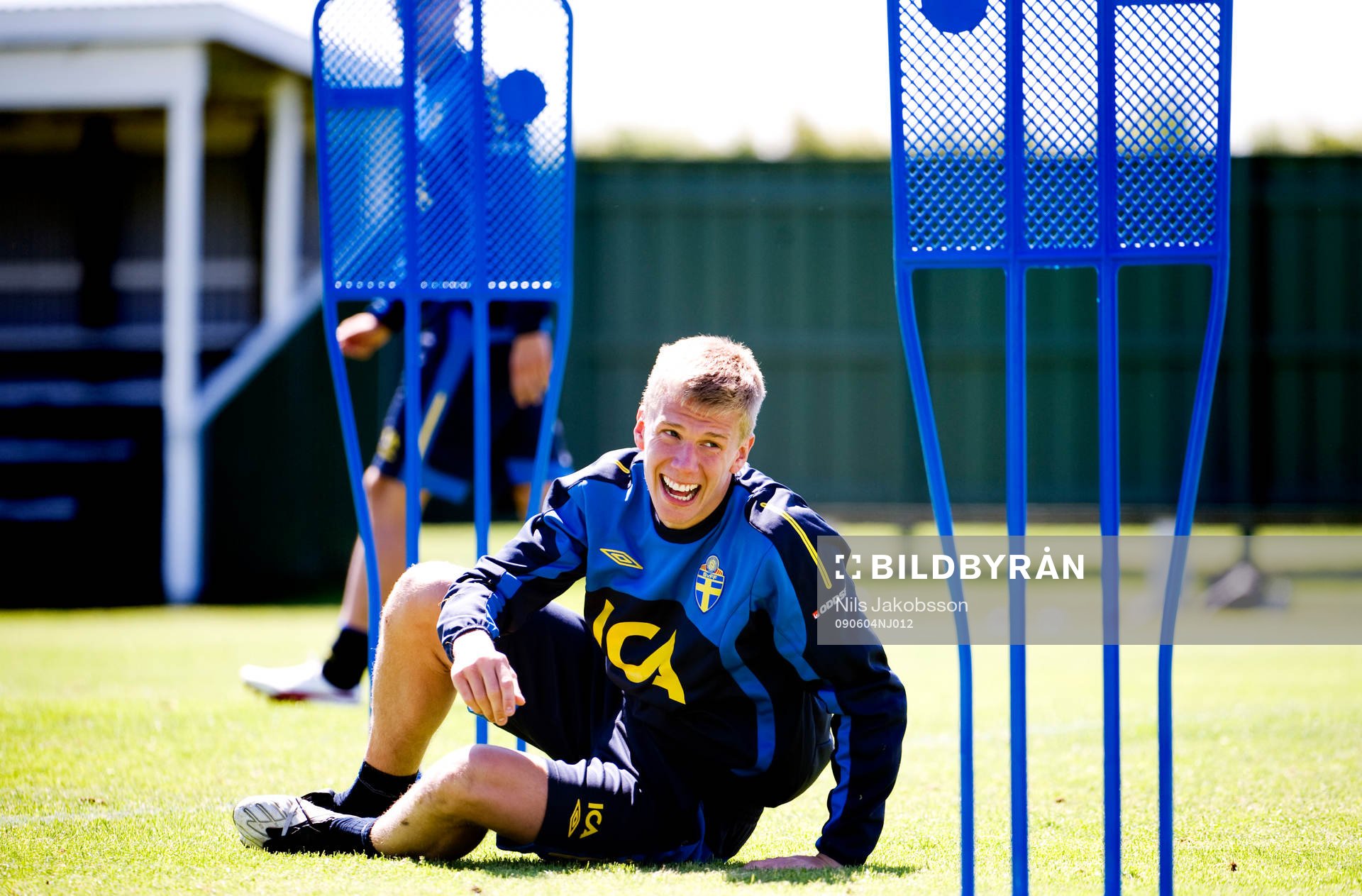 Pontus Wernbloom skrattar, leende, skratt, garv