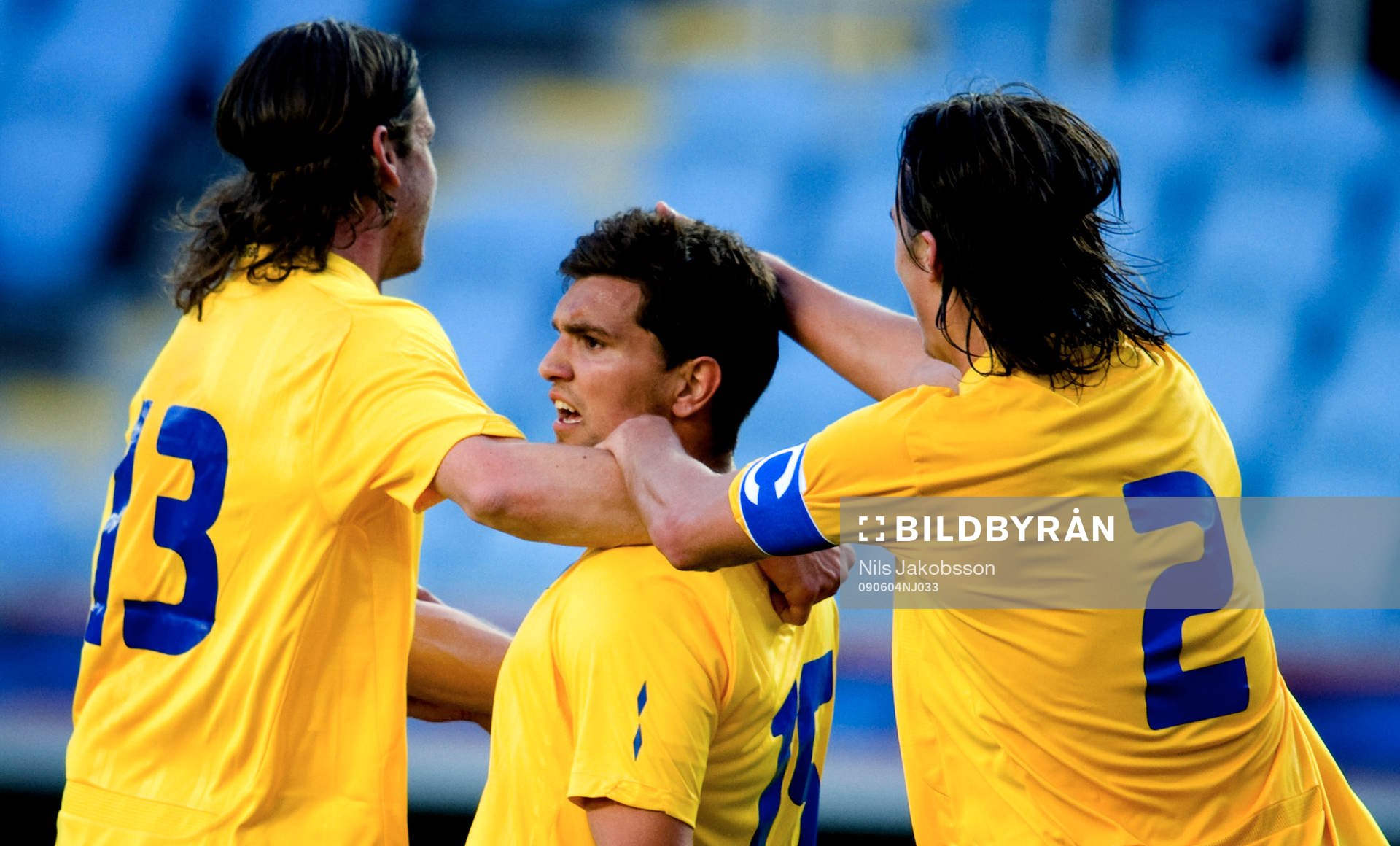  Labinot Harbuzi, Gustav Svensson, Mikael Lustig, Sverige, jubel.
