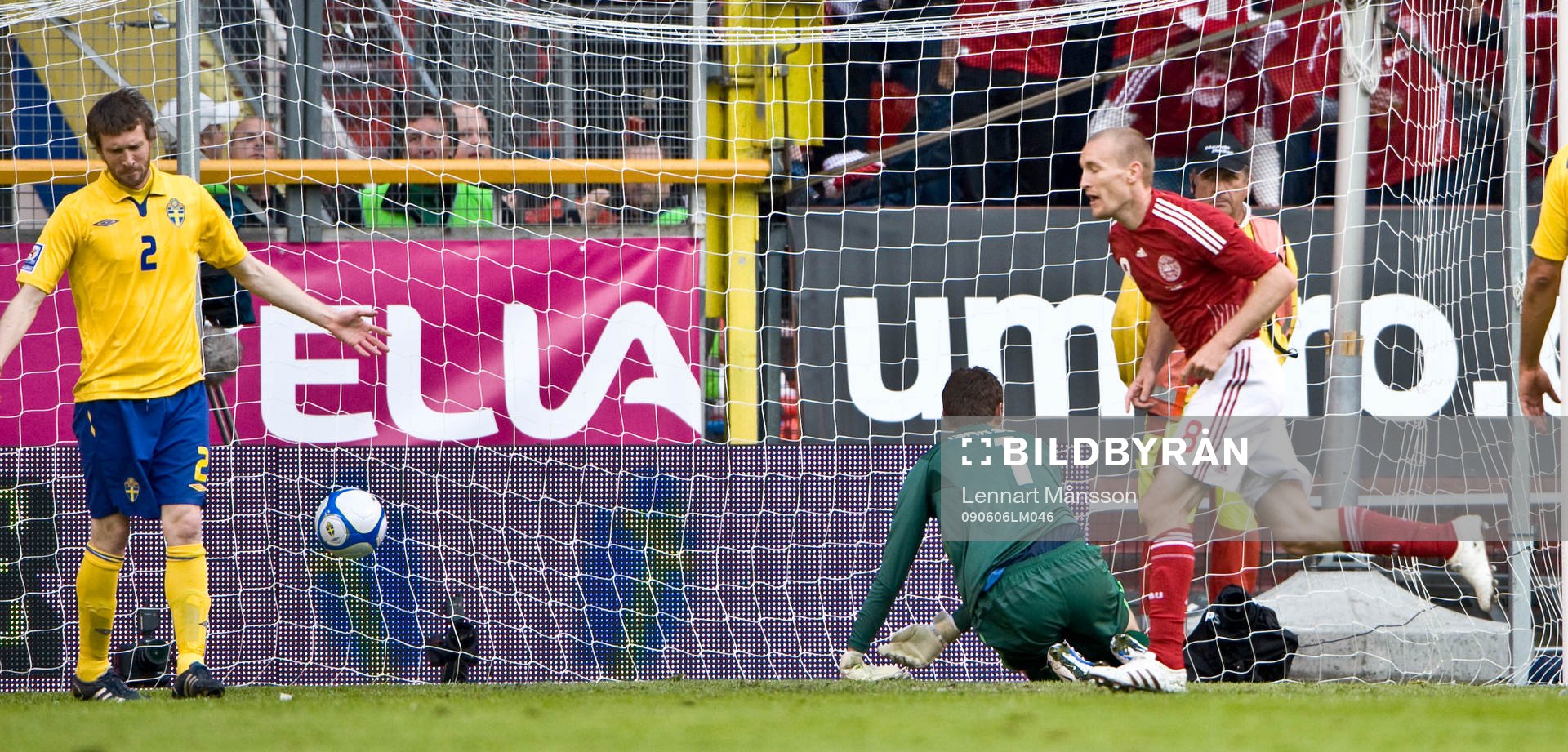 Andreas Isaksson, målvakt, Sverige, släppte in straff.