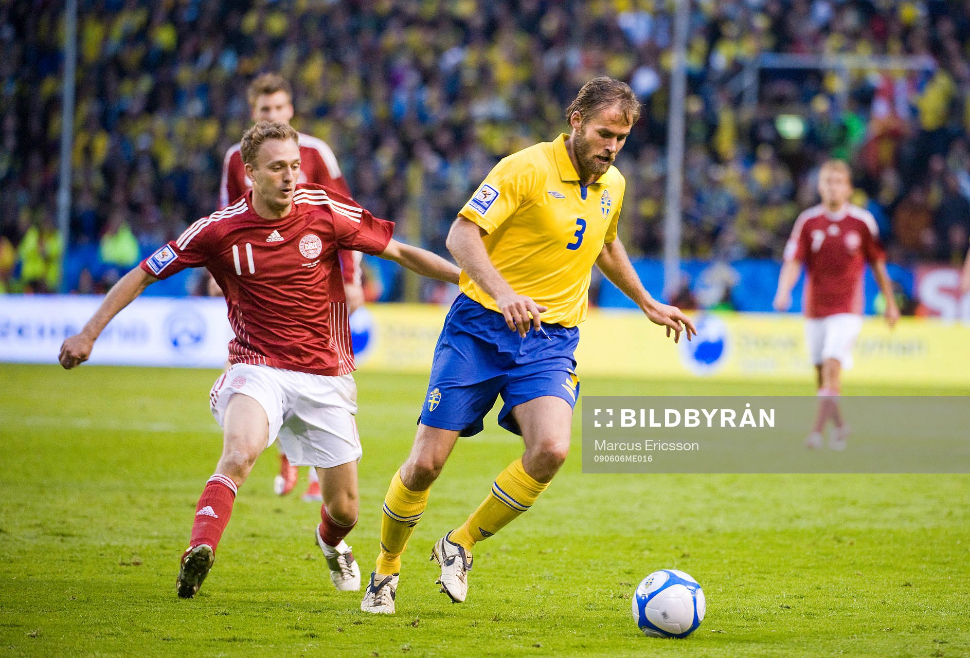 Dennis Rommedahl, Danmark, och Olof Mellberg, Sverige