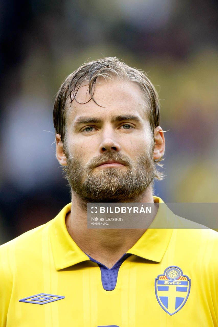 Fotboll, VM-Kval, Sverige - Danmark: Olof Mellberg , Sverige