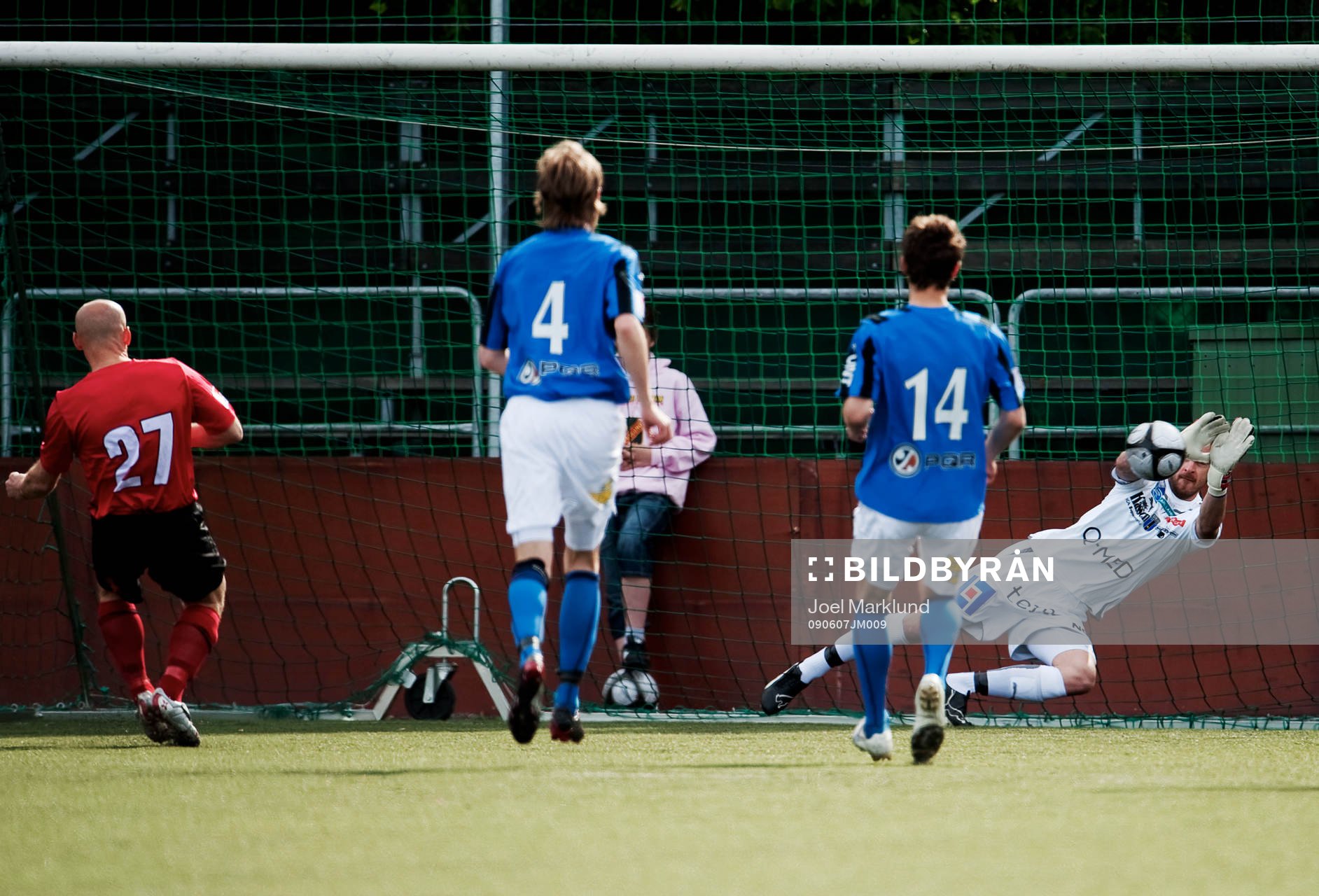 Richard Richardsson, målvakt, Sirius, räddar en straff