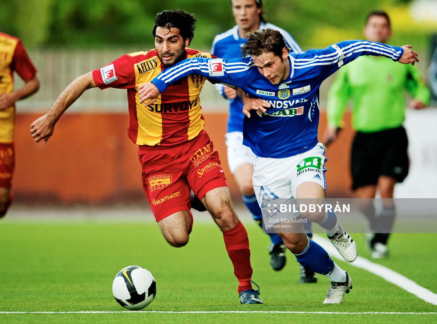 Ahmet Özdemirok, Syrianska, utmanar Daniel Sliper,