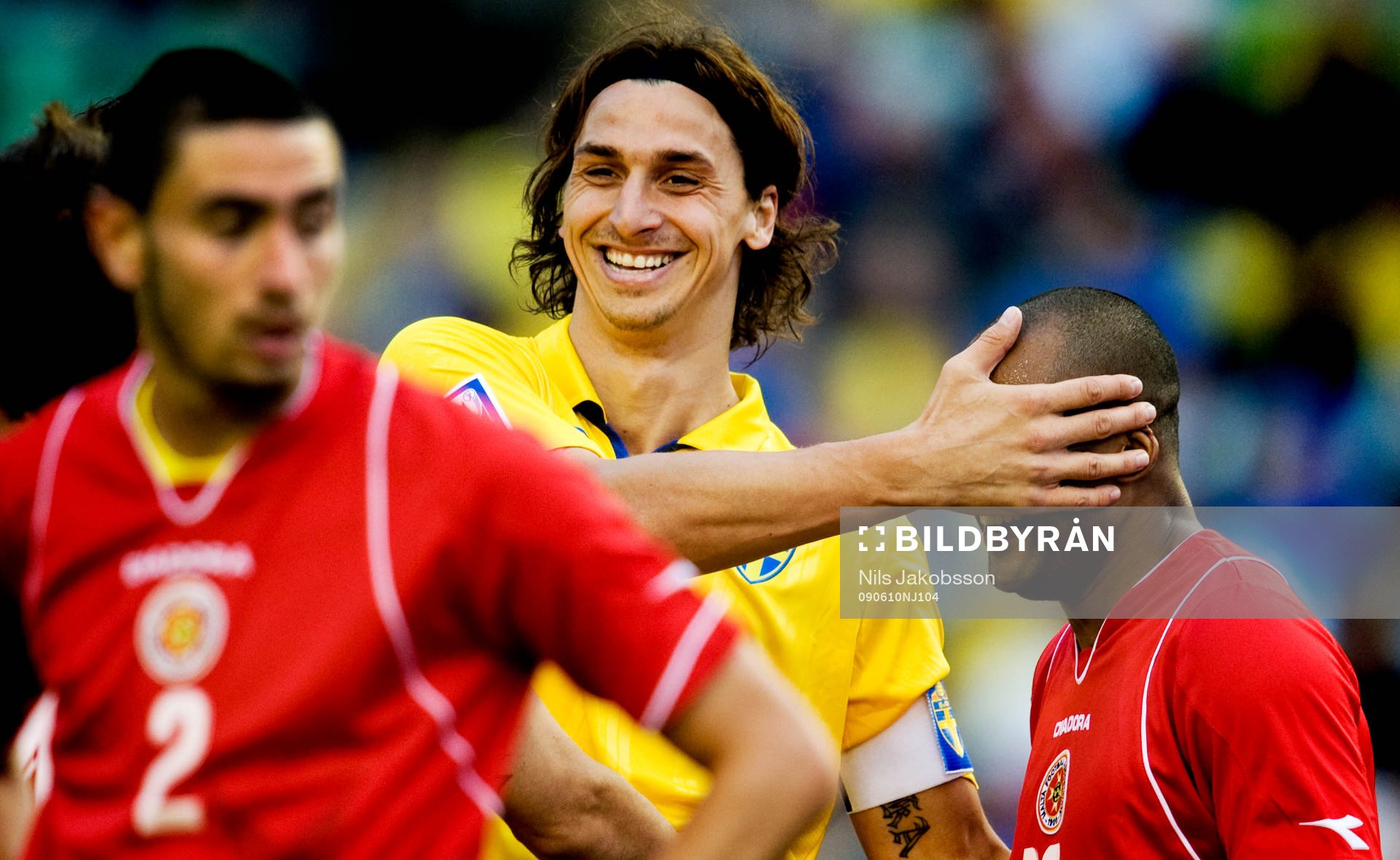Zlatan Ibrahimovic, Sverige, skojar med Jamie Pace, Malta