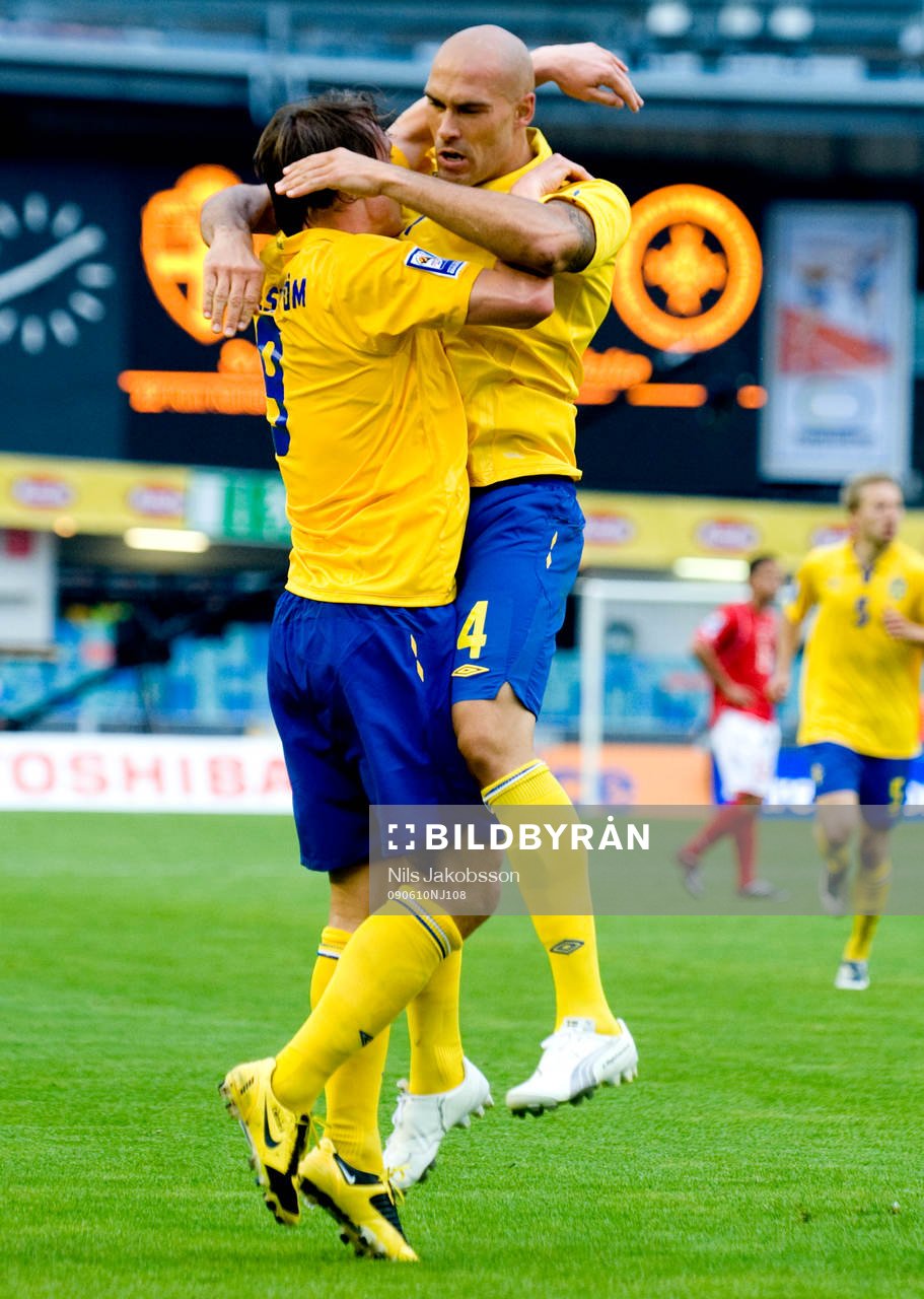  Kim Källström, Daniel Majstorovic,  jubel.
