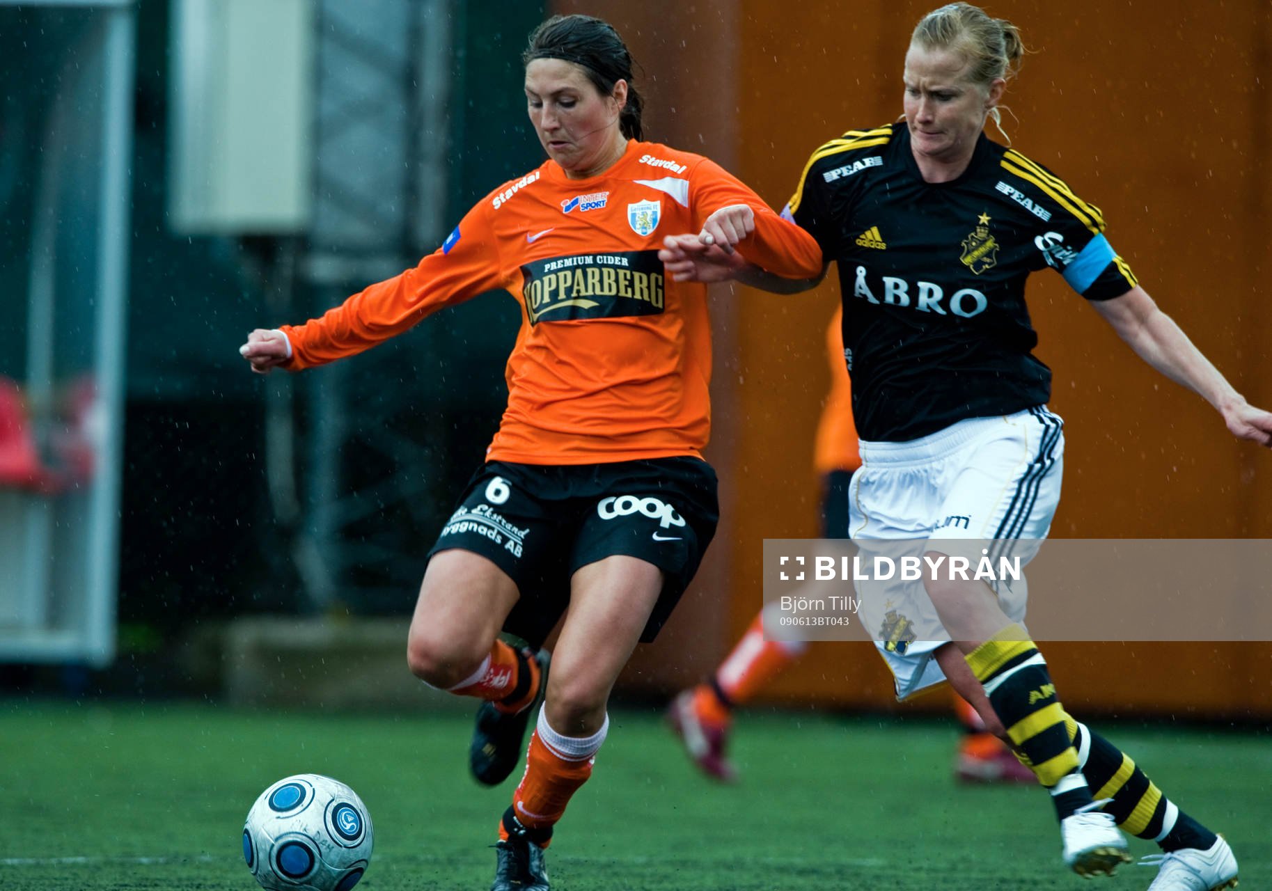  Anna Ahlstrand, Kopparbergs/Göteborg och Anne Mäkinen, AIK.