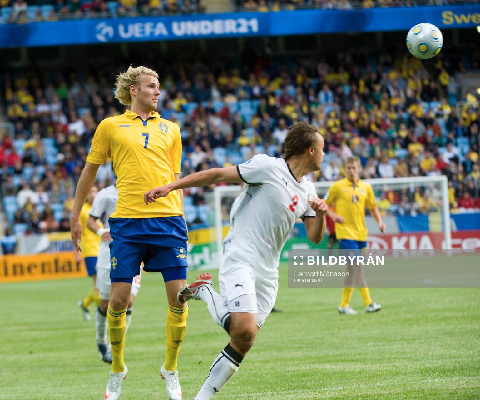 Ola Toivonen, Sverige och Nikolai Osipovich, Vitryssland
