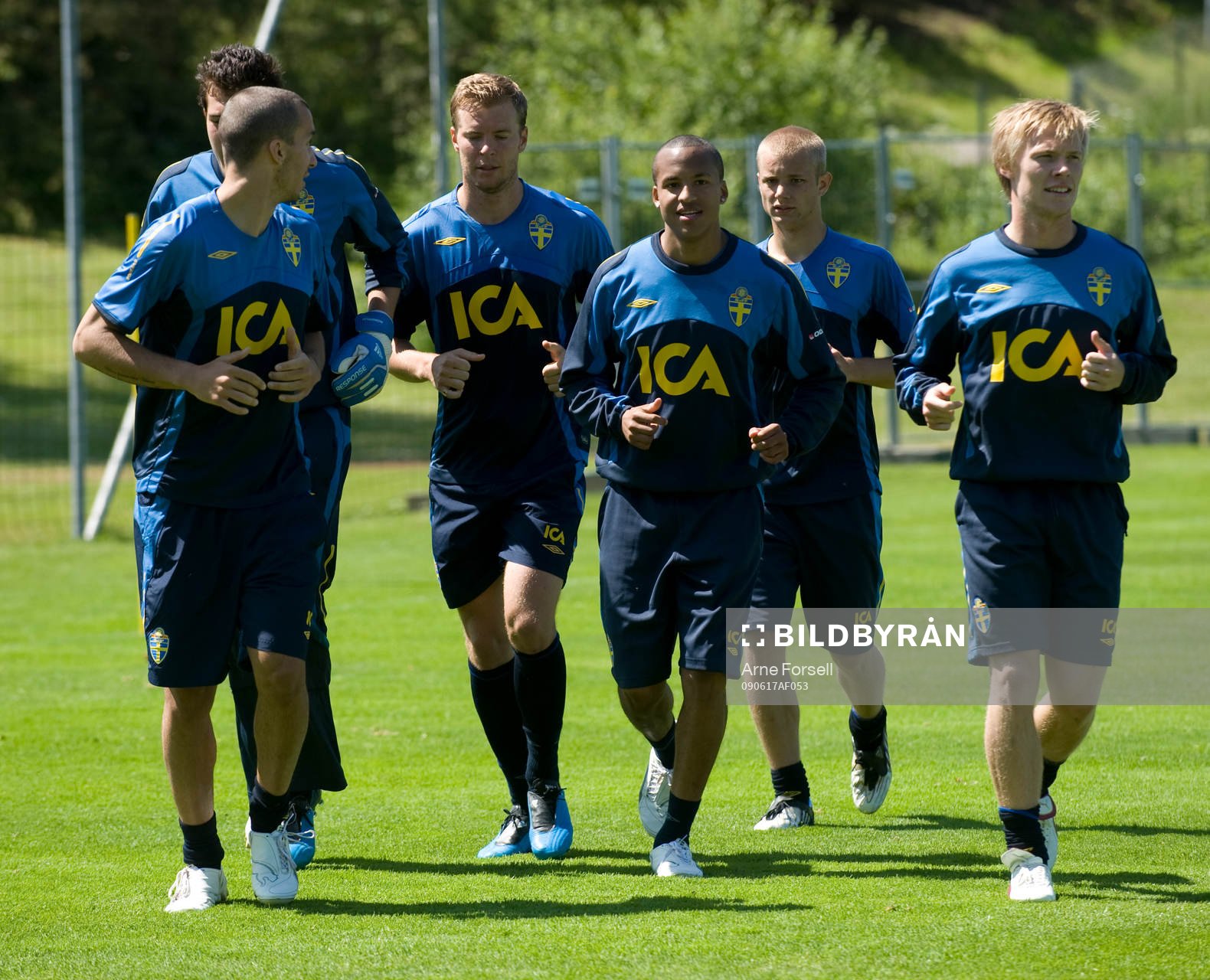 Avslappande jogg. Martin Olsson i mitten